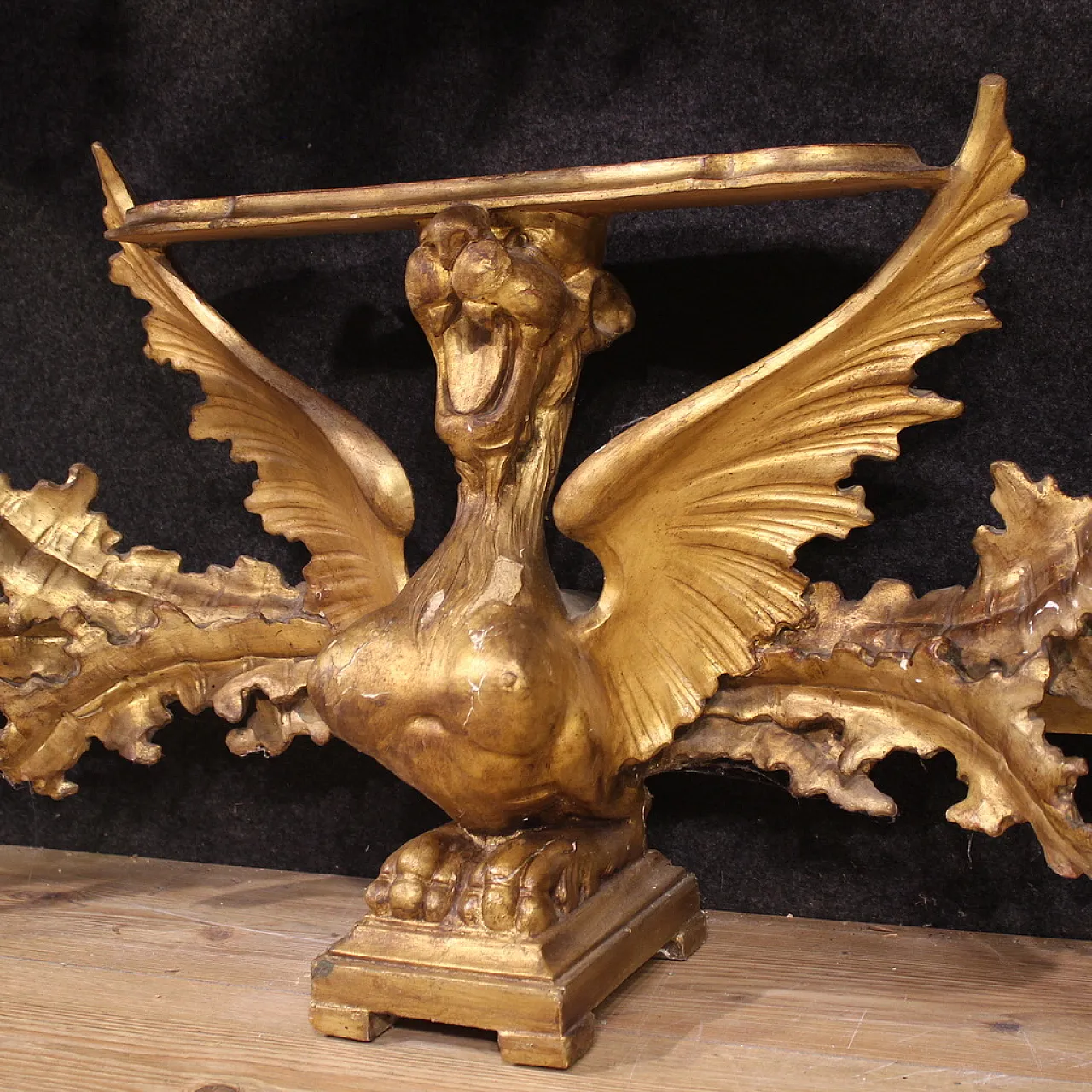 Carved and gilded Italian console, 20th century 3