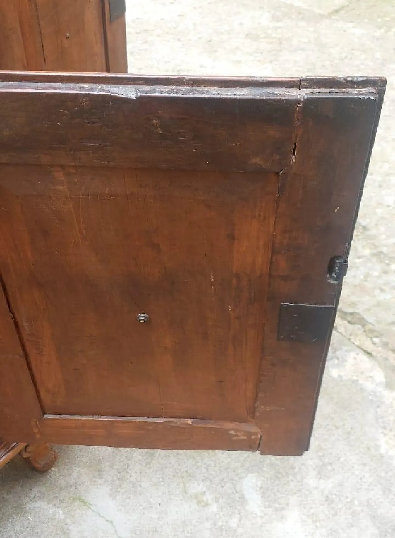 Fitted sideboard in solid cherrywood, 18th century 11