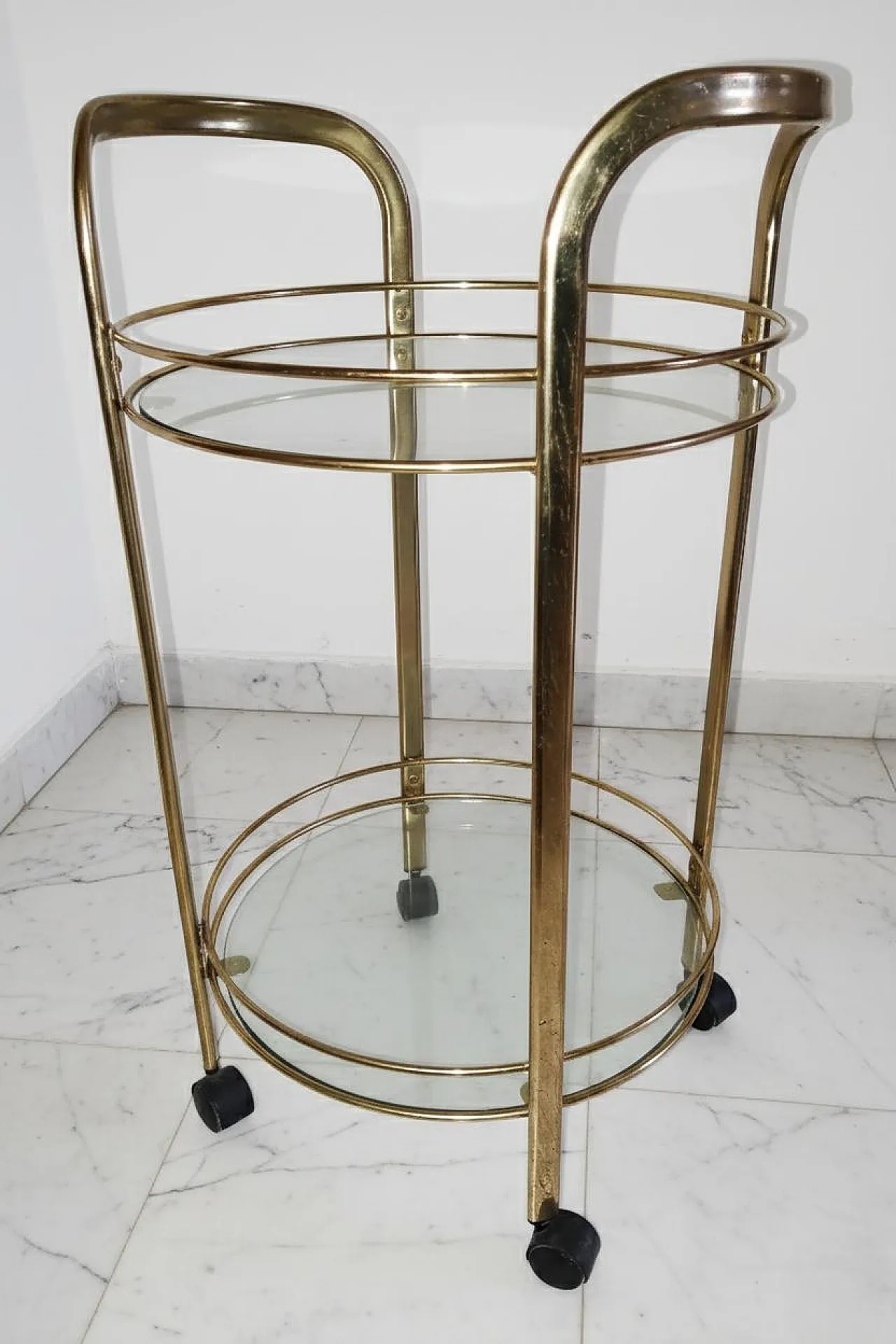 Carrello bar con ruote, ottone e vetro, anni '70 2