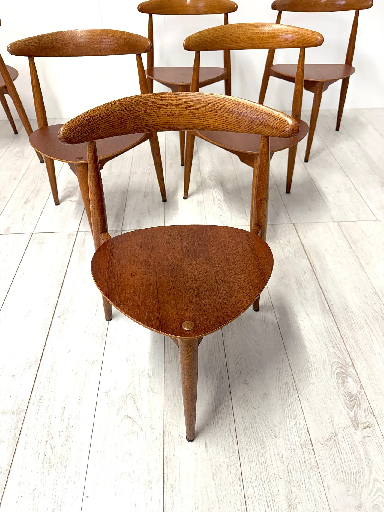 Table with chairs Heart by Hans Wegner for Fritz Hansen, 1950s 16