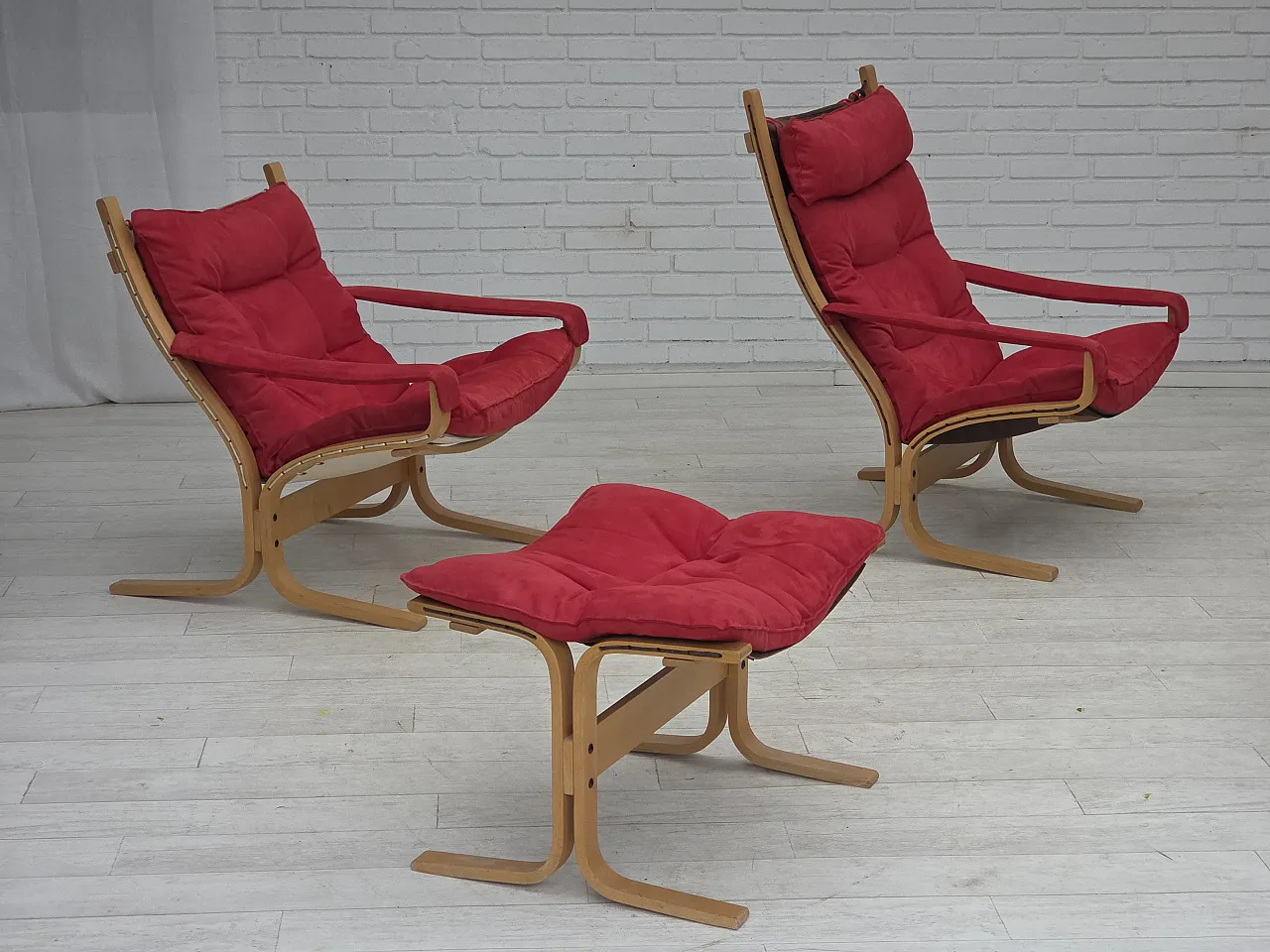 Pair of Norwegian Siesta chairs by Ingmar Relling, 70s 3
