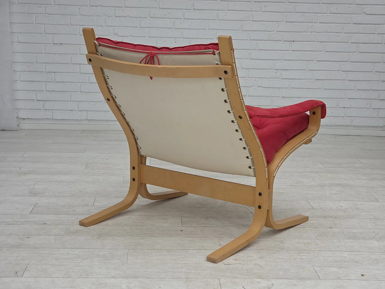 Pair of Norwegian Siesta chairs by Ingmar Relling, 70s 11