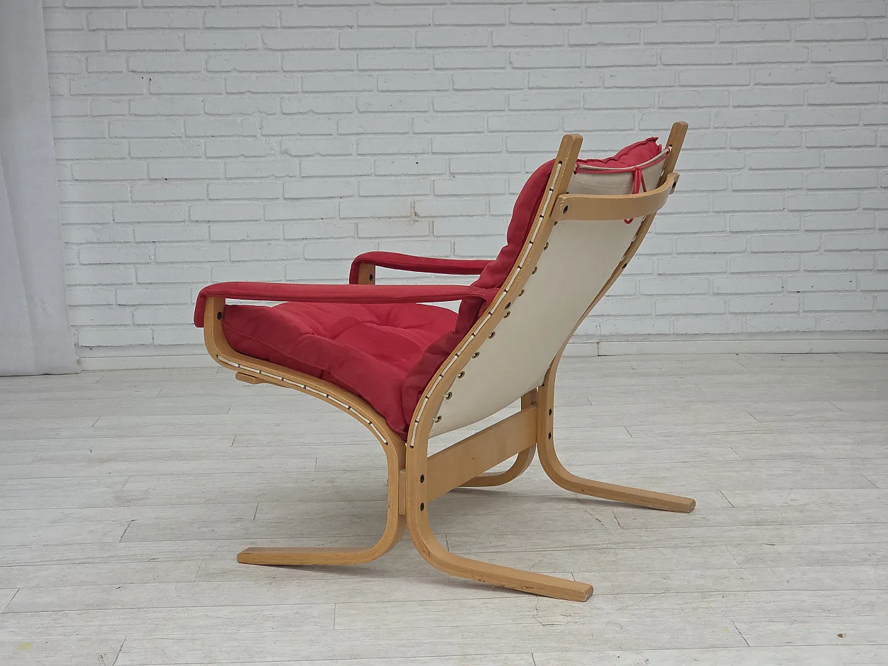 Pair of Norwegian Siesta chairs by Ingmar Relling, 70s 14