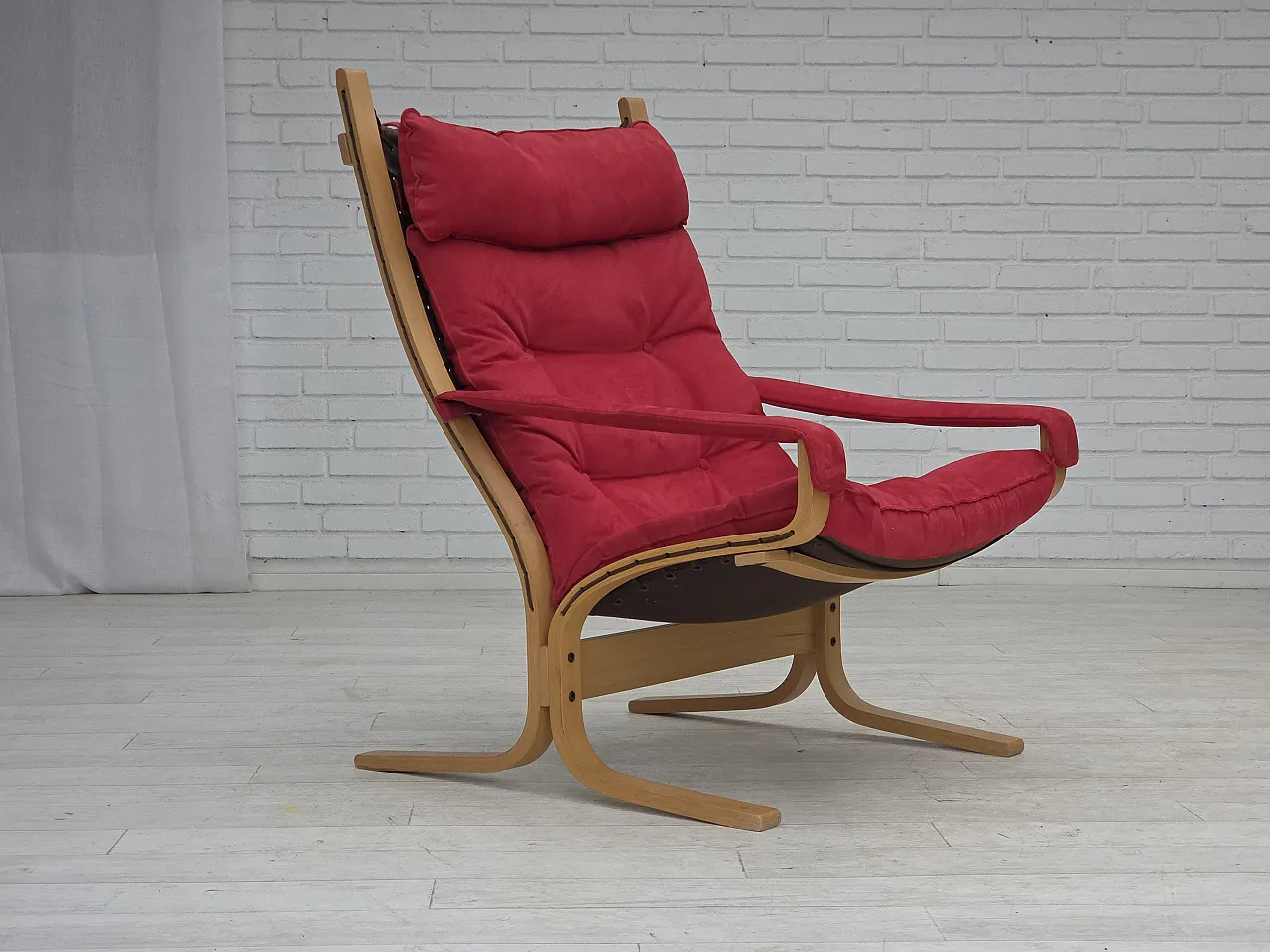 Pair of Norwegian Siesta chairs by Ingmar Relling, 70s 17