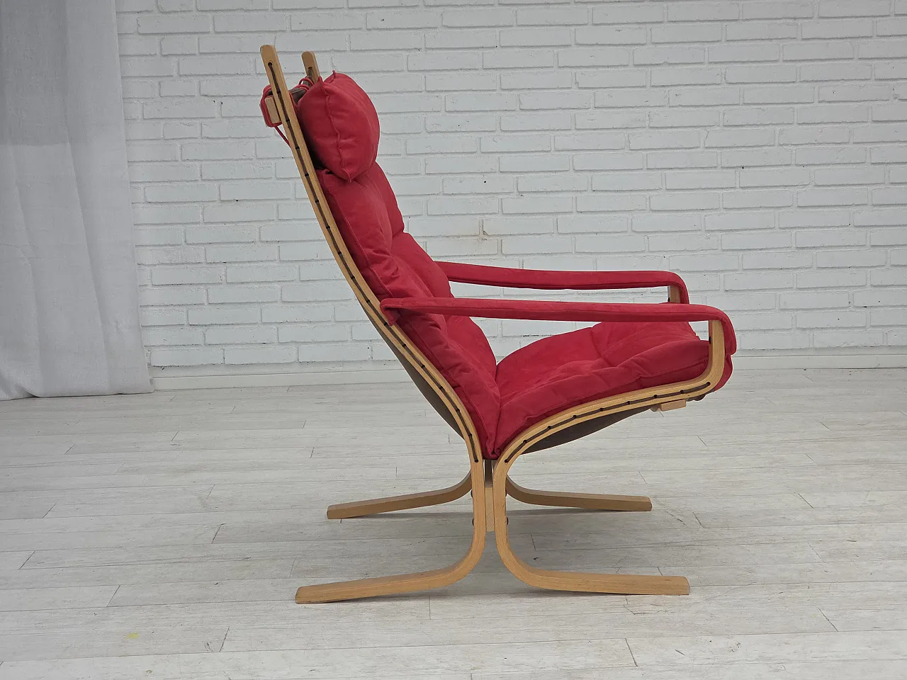 Pair of Norwegian Siesta chairs by Ingmar Relling, 70s 19