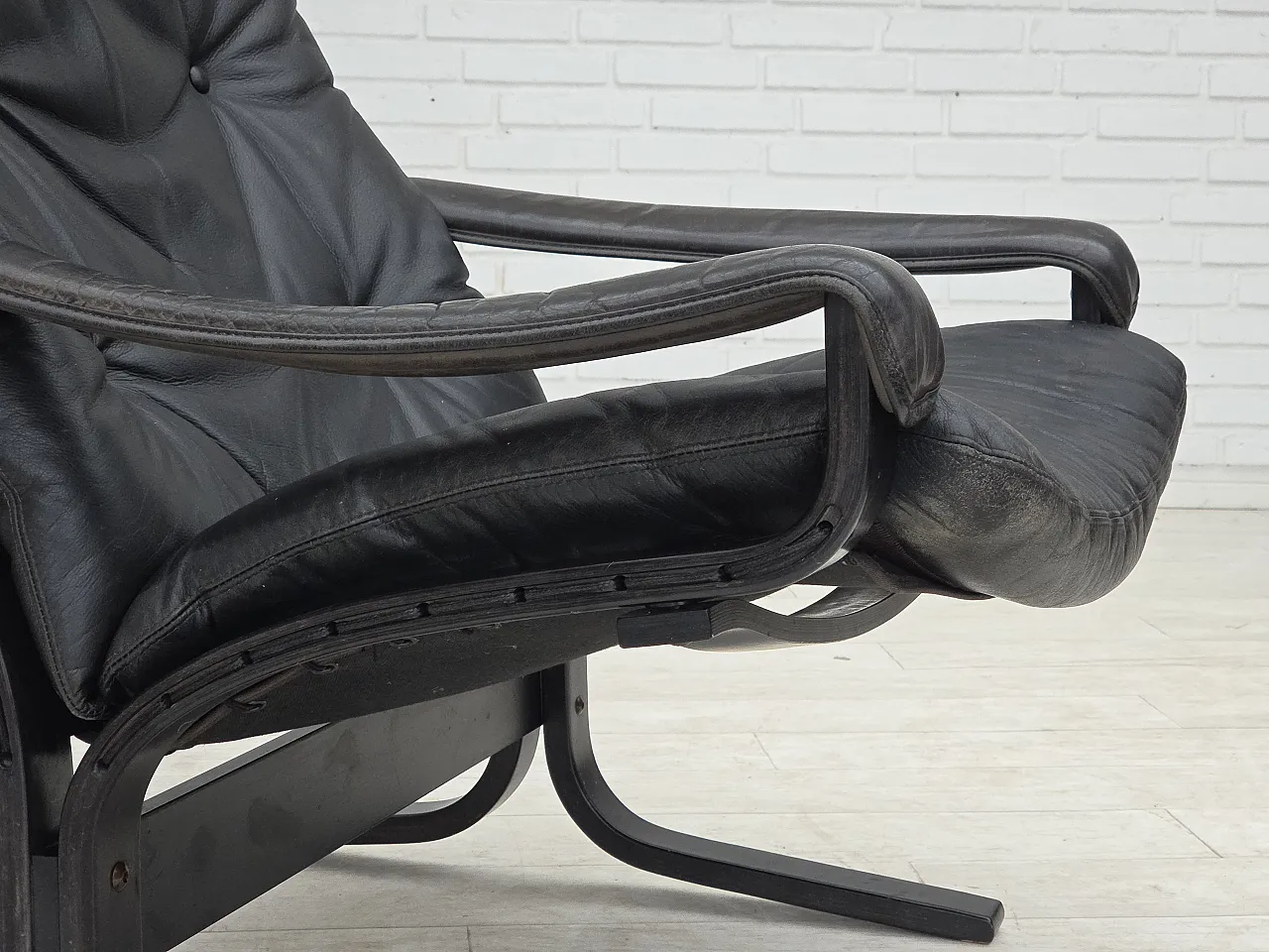 Norwegian chair model Siesta by Ingmar Relling, 1970s 16