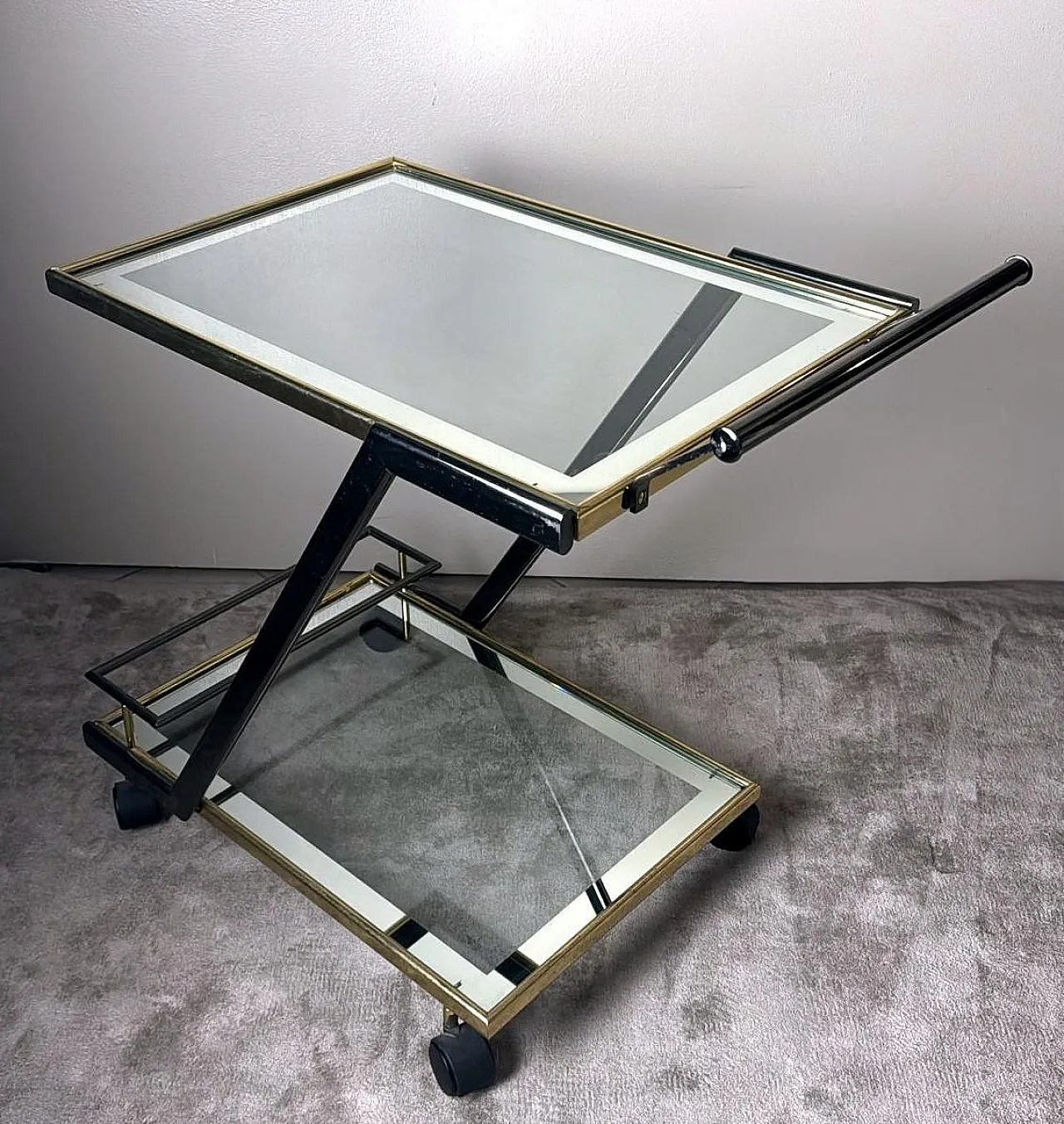 Mid-Century bar cart in burnished steel and brass, 1960s 5