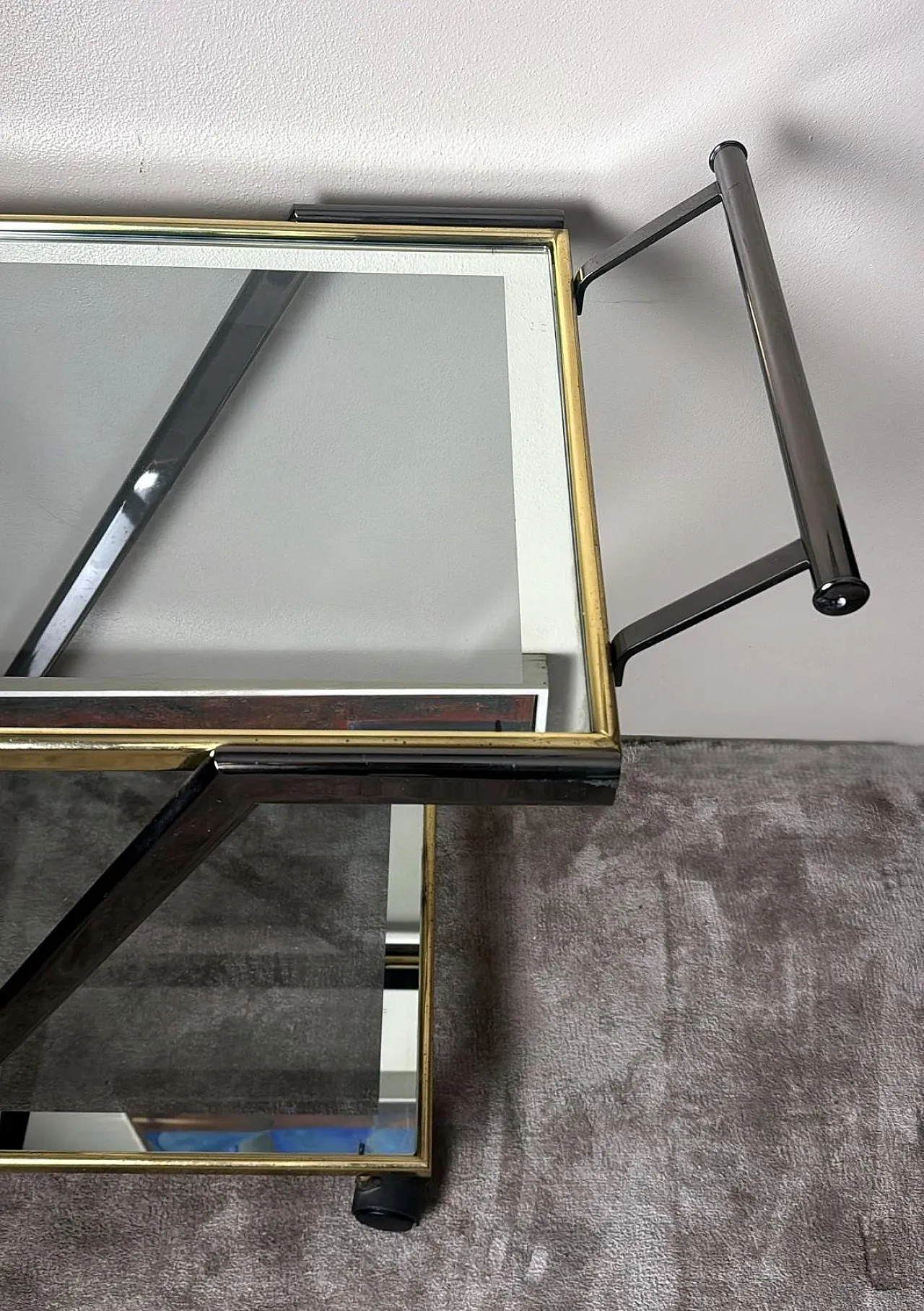 Mid-Century bar cart in burnished steel and brass, 1960s 17