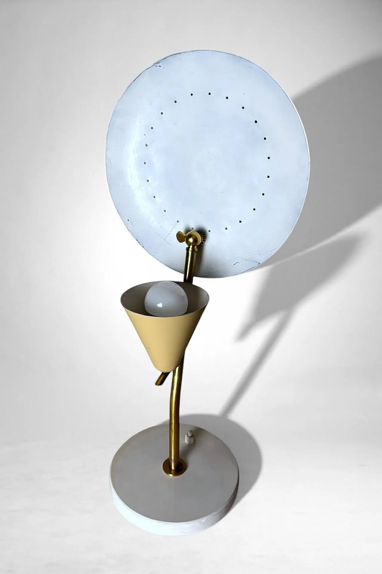 Adjustable table lamp in metal and brass, 1960s 11