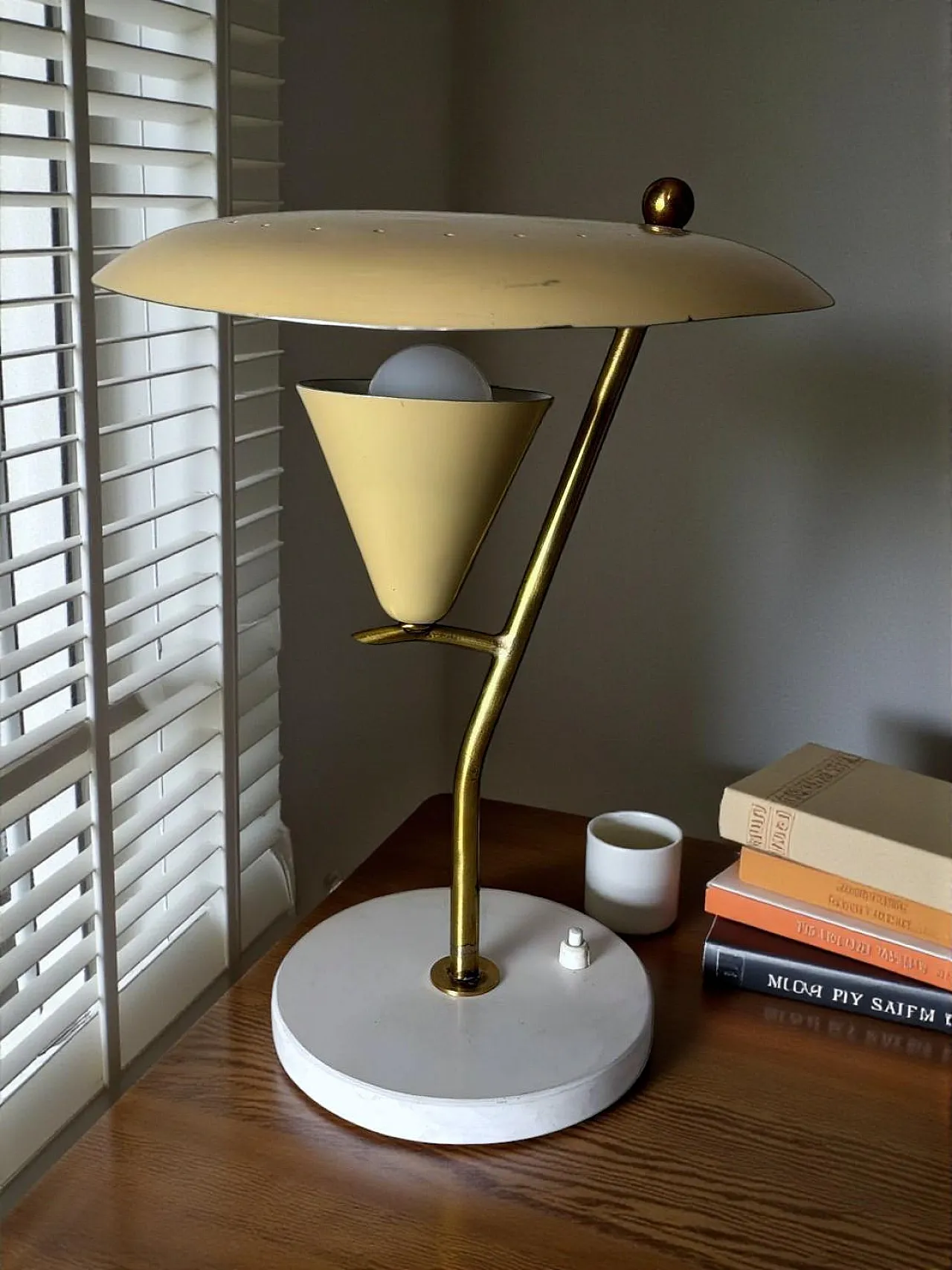 Adjustable table lamp in metal and brass, 1960s 18
