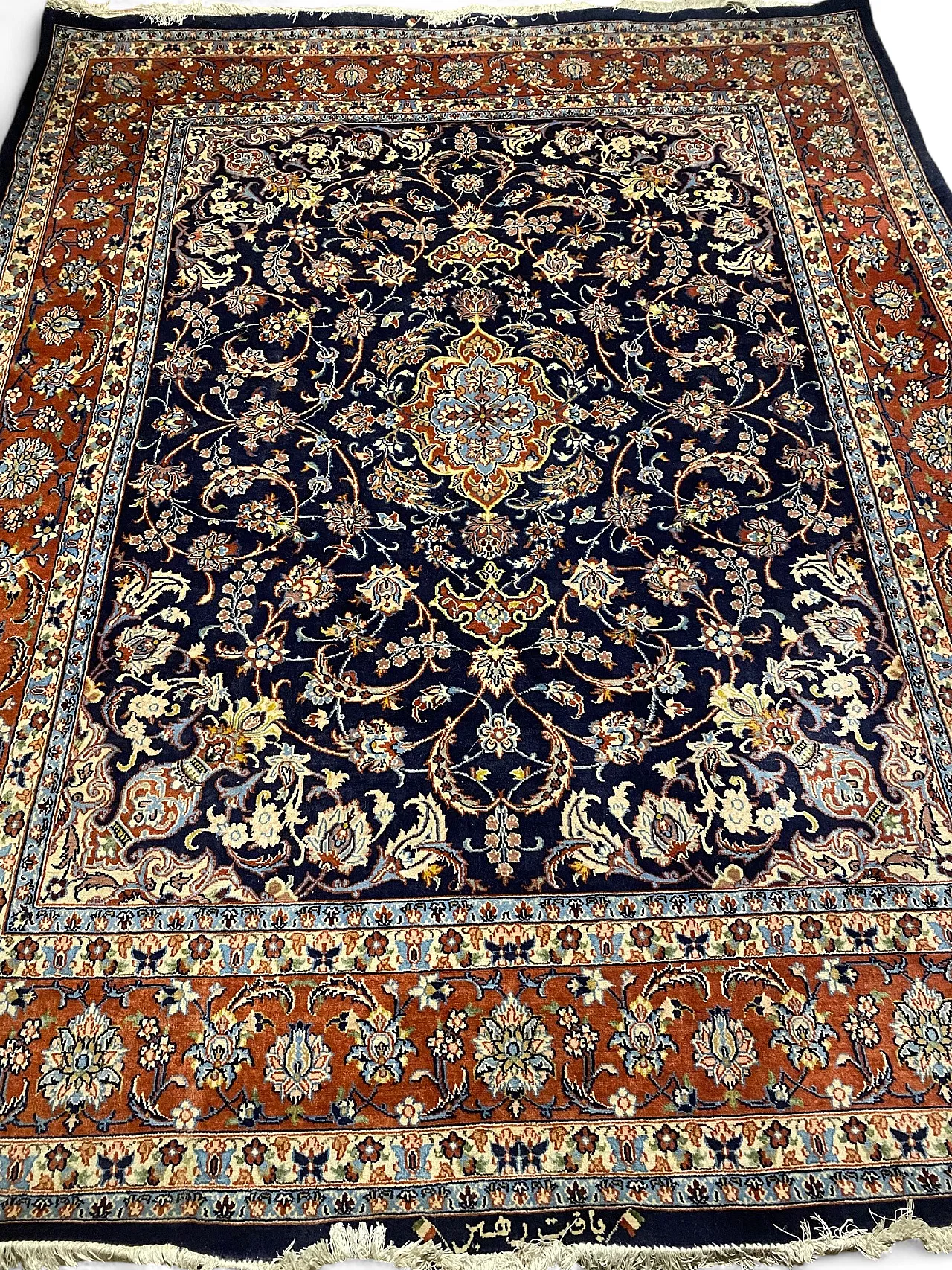 Elegant Persian Kum carpet, 80s 7