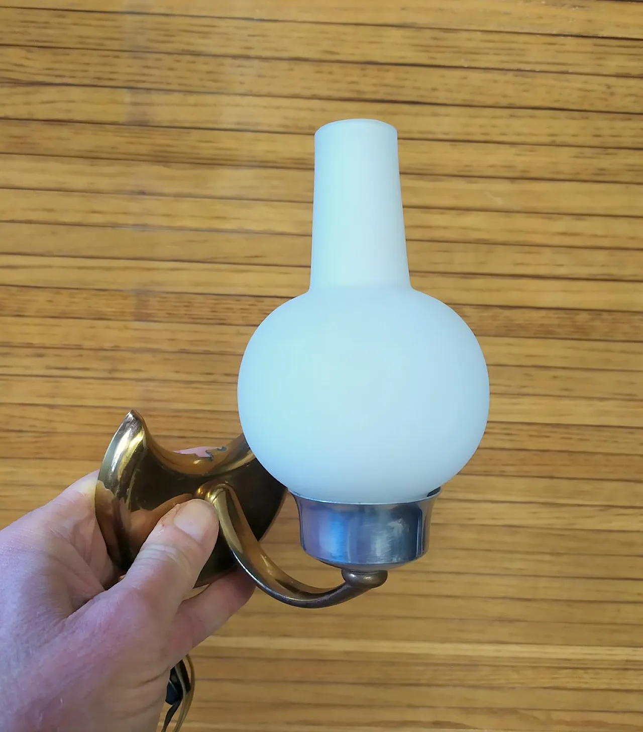 Pair of small wall lights by Stilnovo, 1950s 8