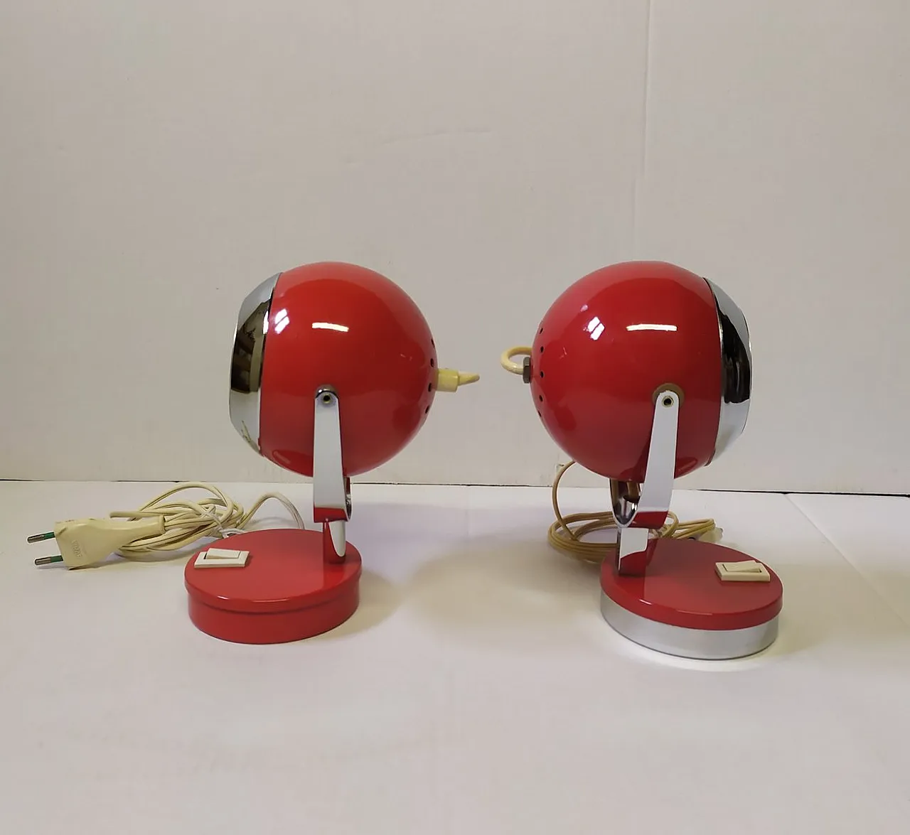 Pair of Space Age metal table lamps from Reggiani, 1970s 4