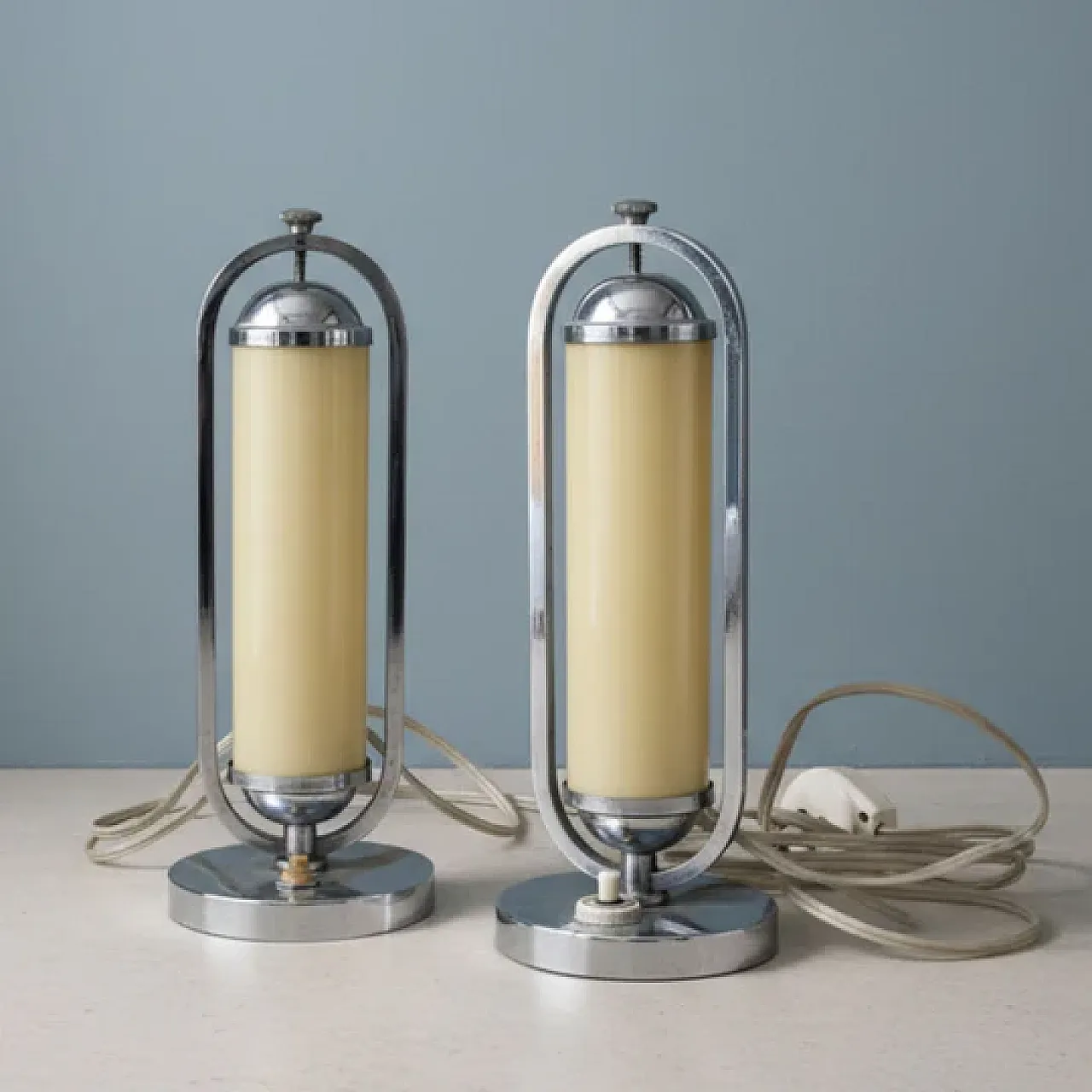Pair of Bauhaus functionalist chrome table lamps, 1930s 3