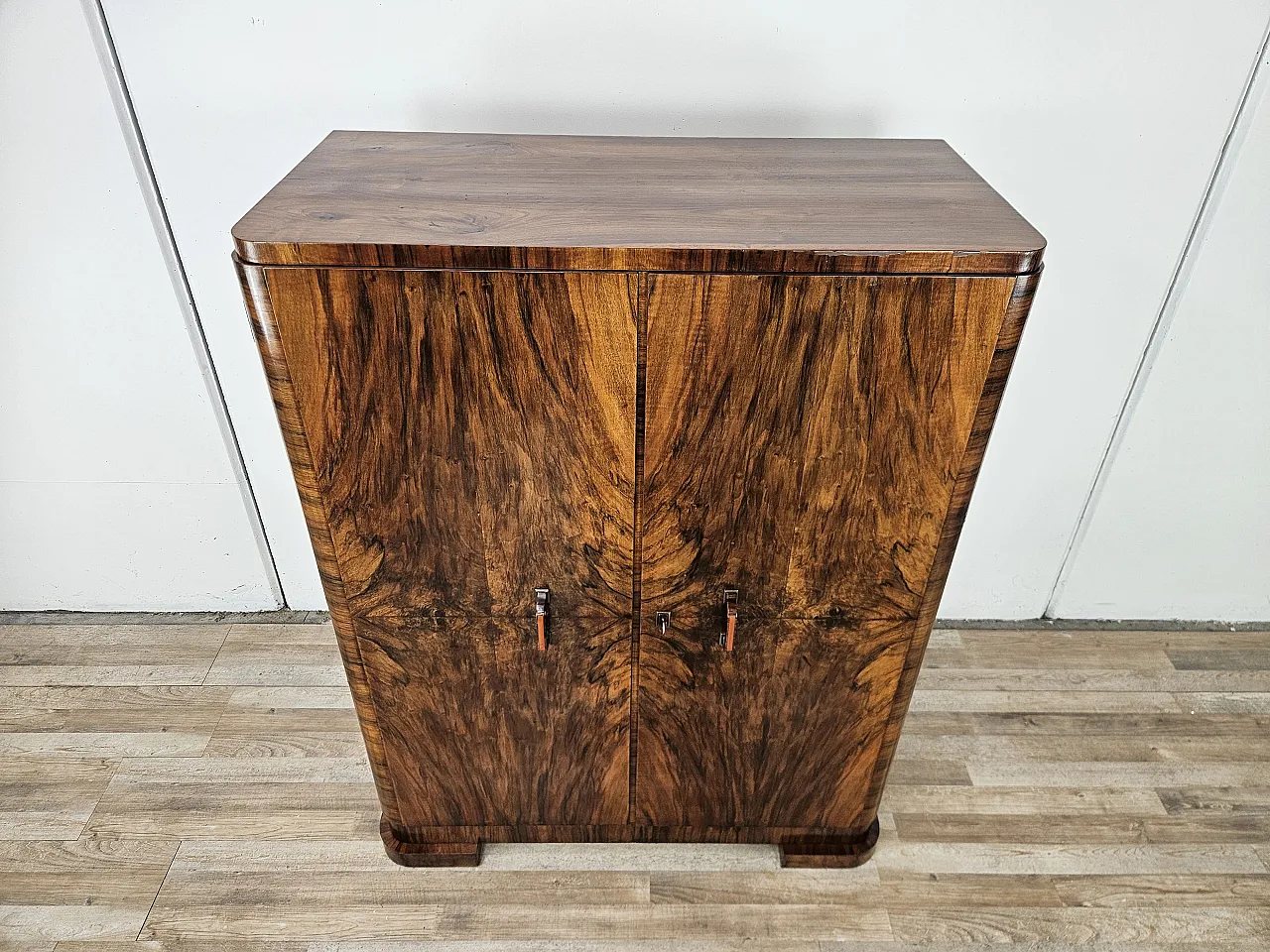 Art Deco sideboard in walnut 1940 2