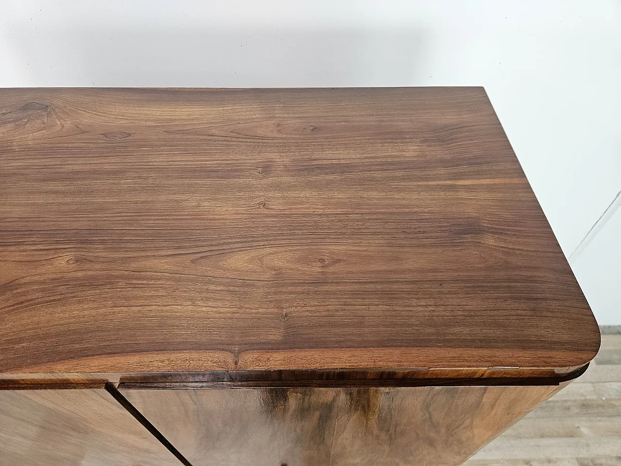 Art Deco sideboard in walnut 1940 7
