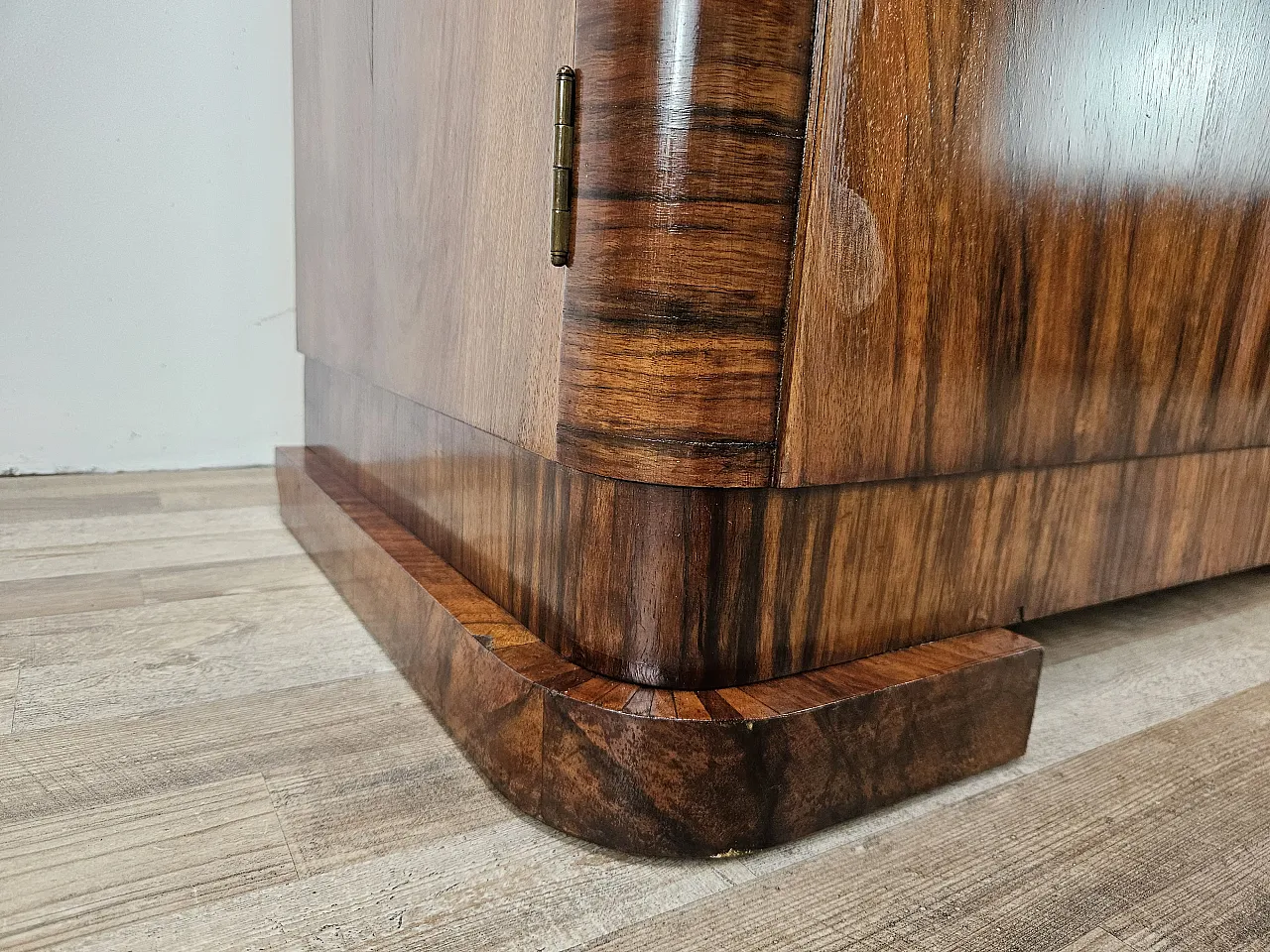 Art Deco sideboard in walnut 1940 19