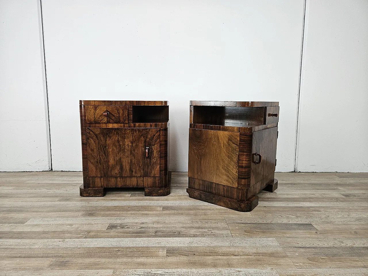 Art Deco Linear and Geometric Bedside Tables in Walnut, 50s 2