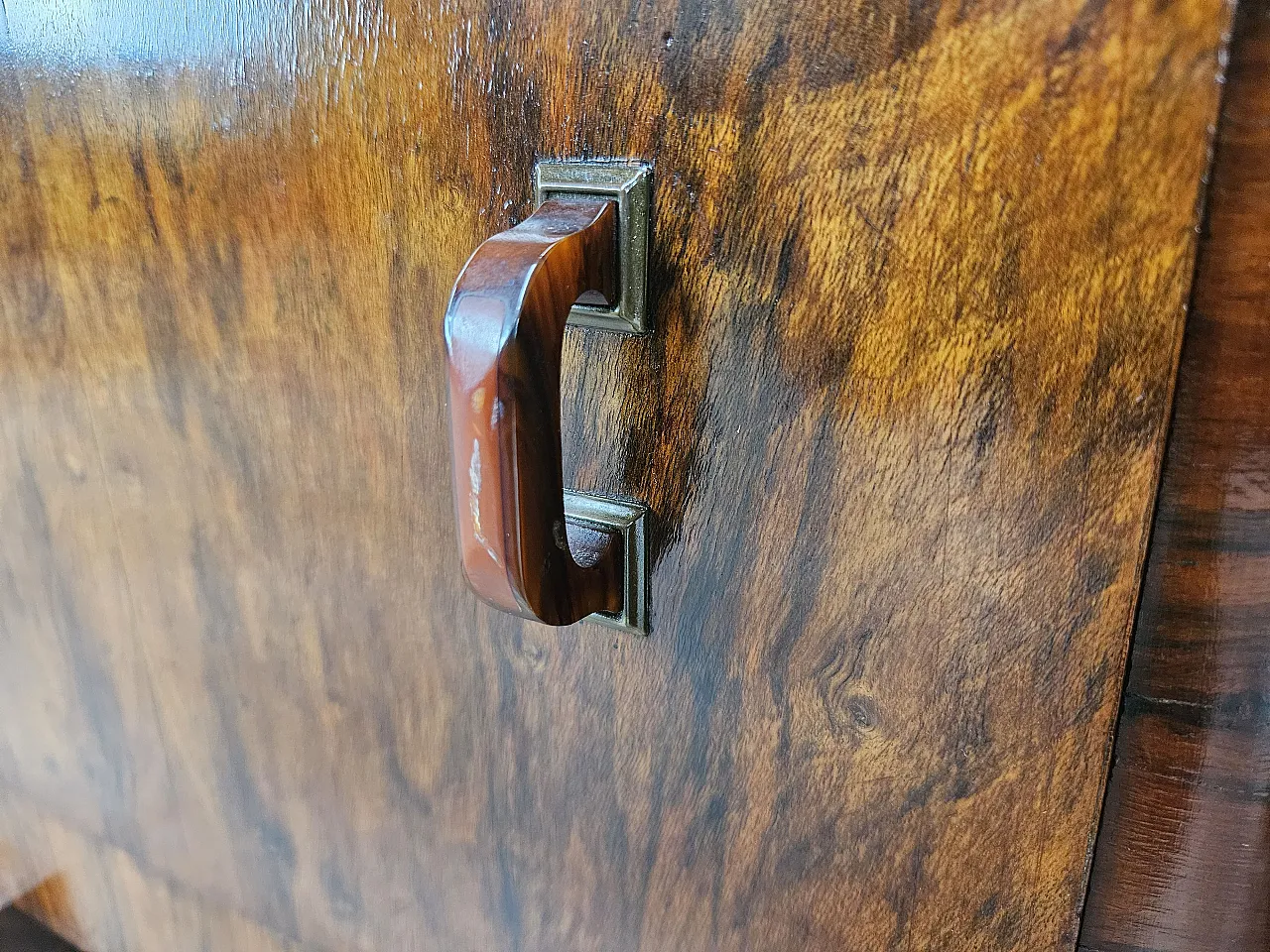 Art Deco Linear and Geometric Bedside Tables in Walnut, 50s 11