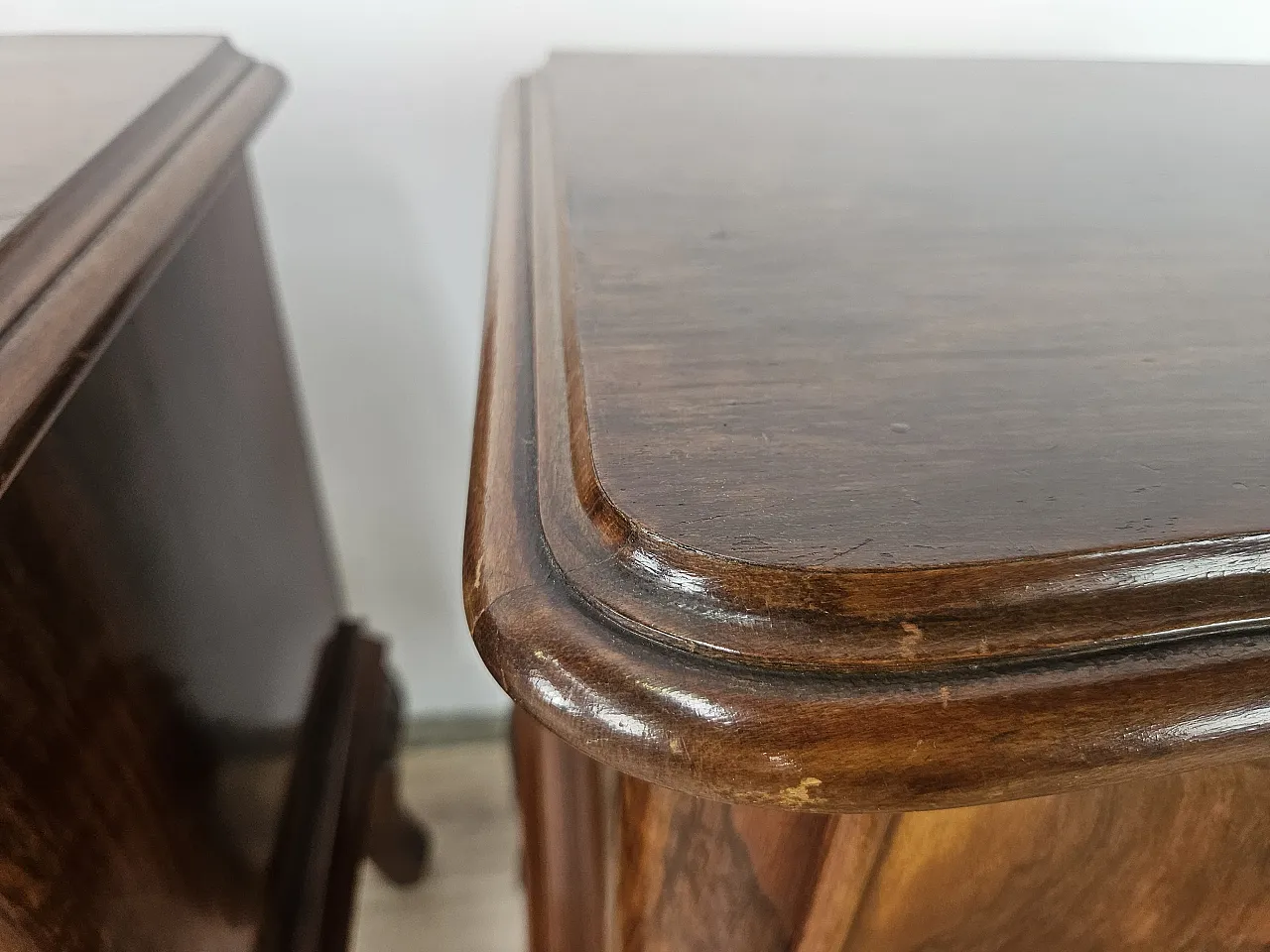 Chippendale bedside tables with curved doors and carved legs, 50s 8