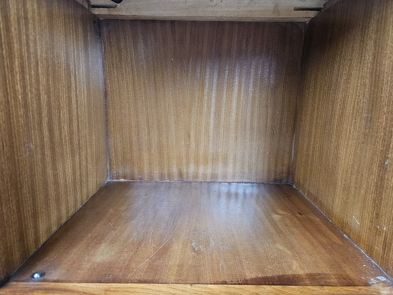 Chippendale bedside tables with curved doors and carved legs, 50s 12