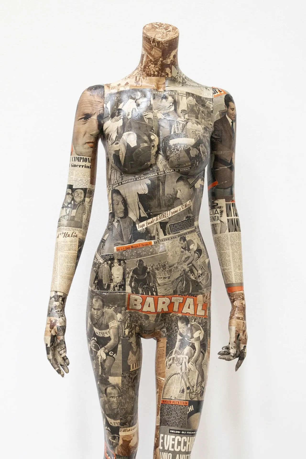 Manichino femminile artistico, anni ’80 7