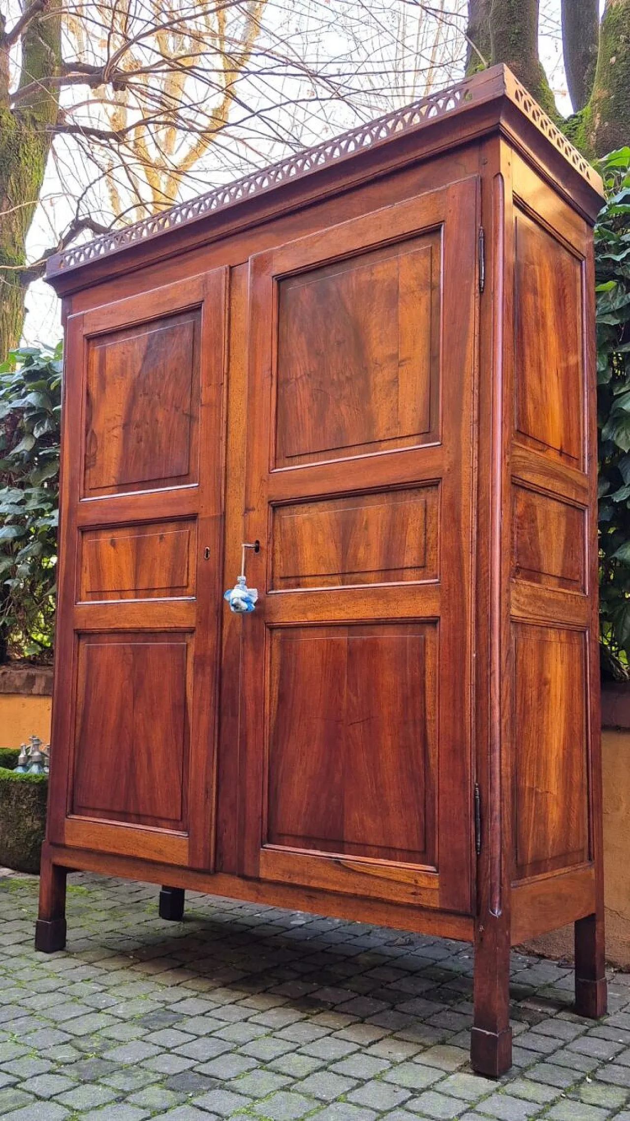 Empire walnut wardrobe, early 19th century 5