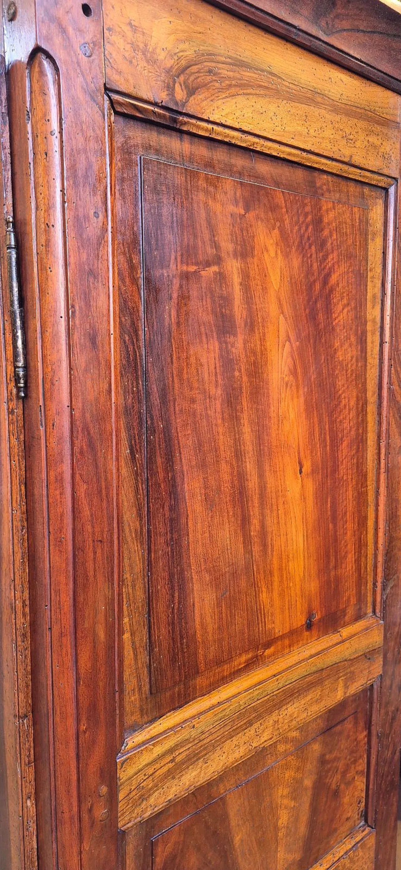 Empire walnut wardrobe, early 19th century 8