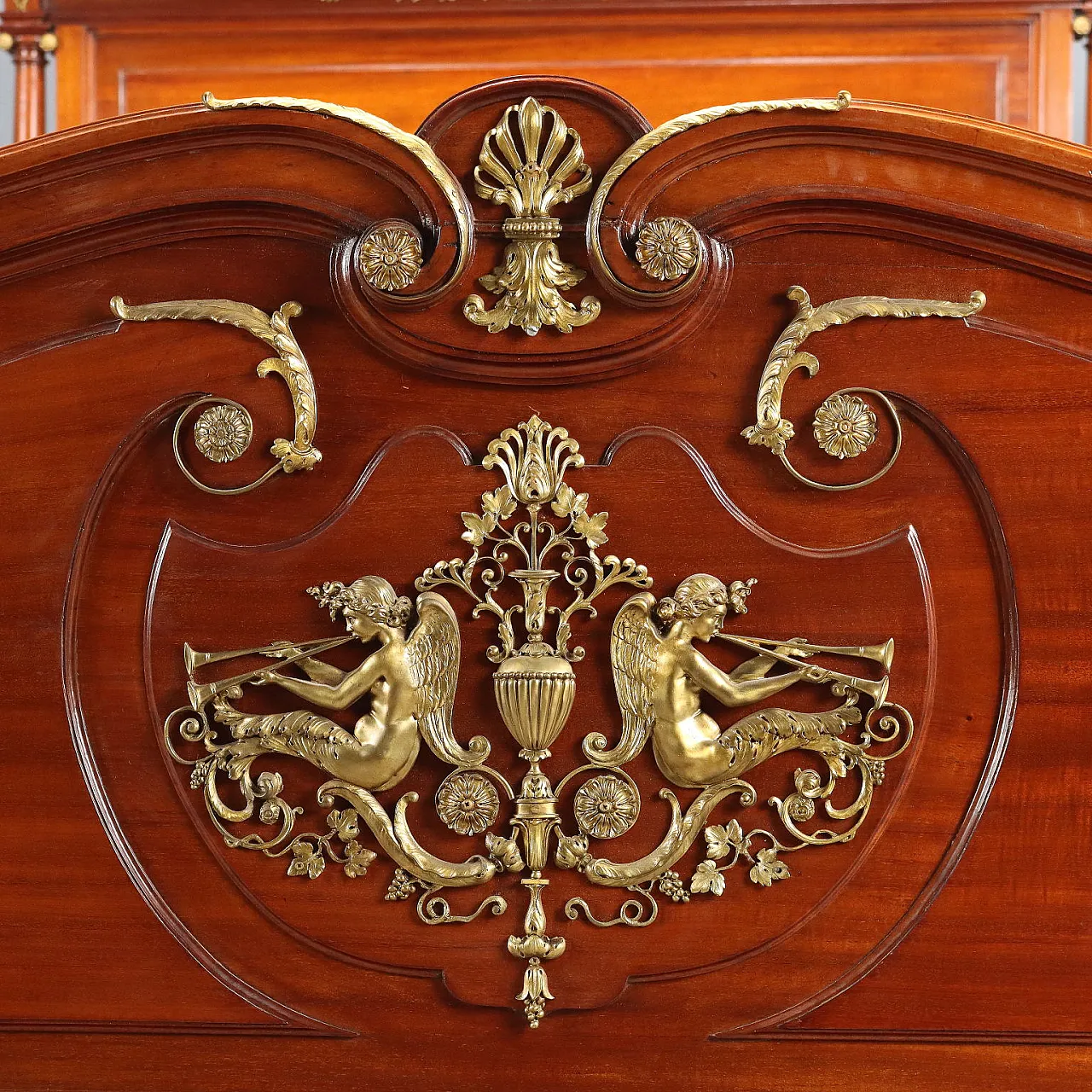 Double bed in mahogany and chiseled and gilded bronze, 20th century 7