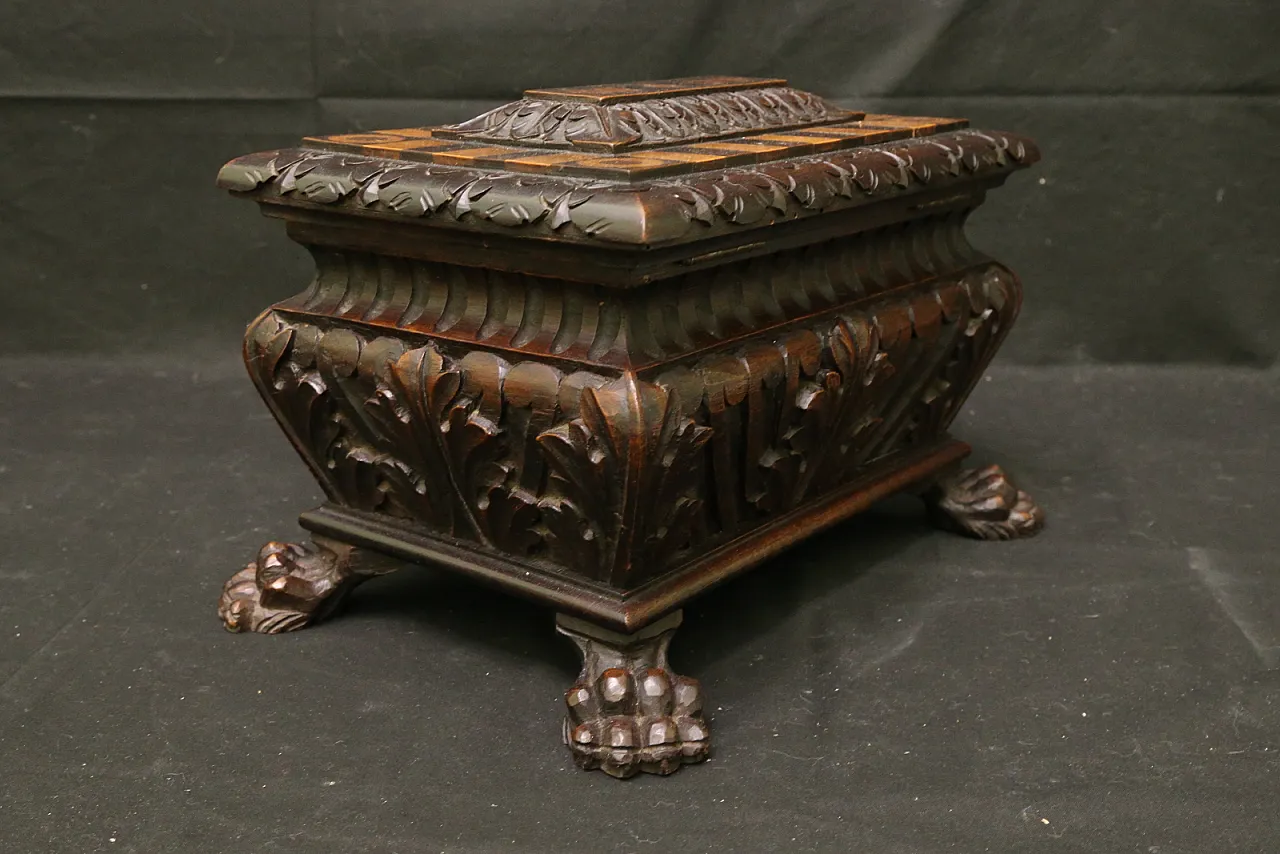 Urn box chest neo-renaissance mahogany, 19th century 5