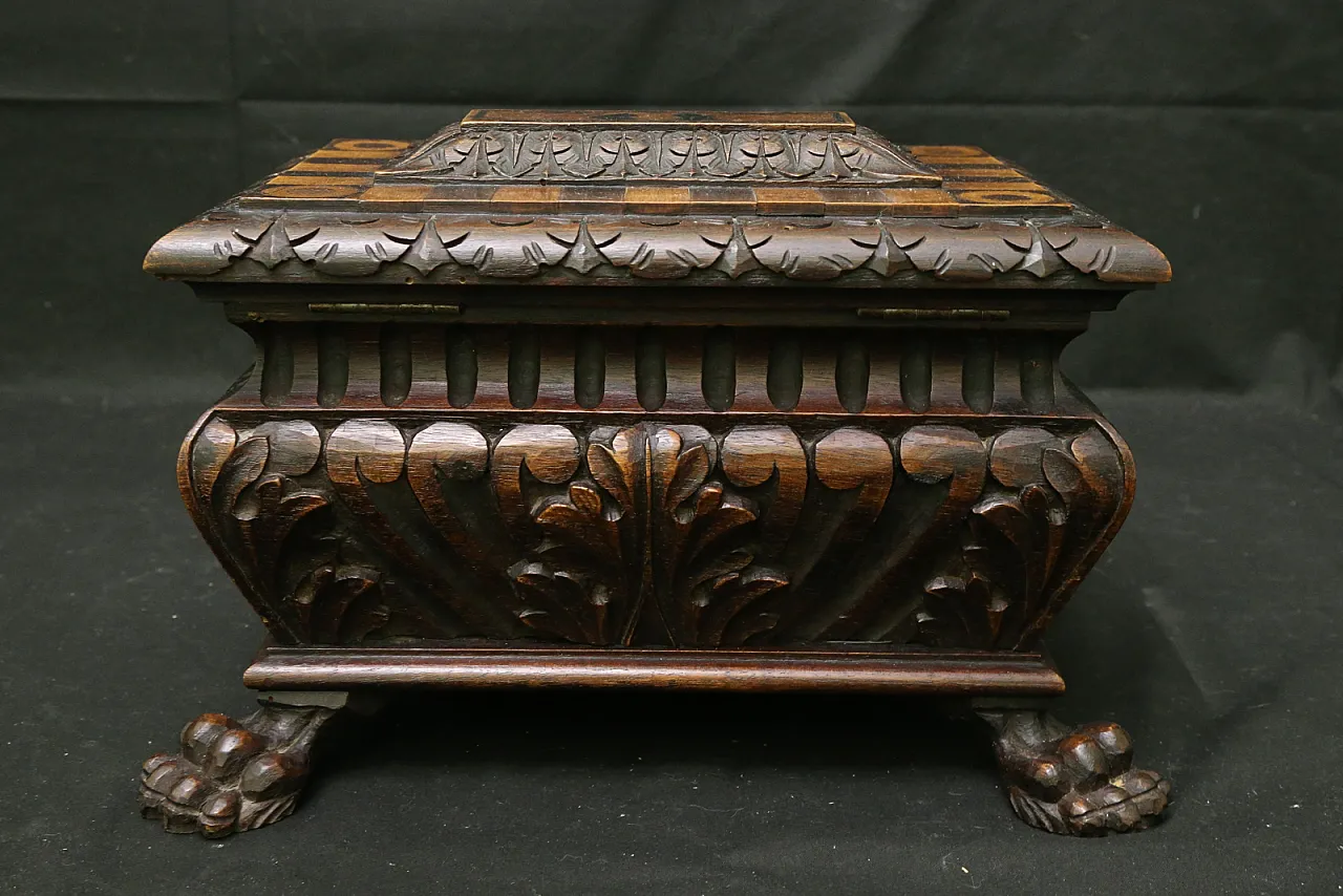Urn box chest neo-renaissance mahogany, 19th century 6