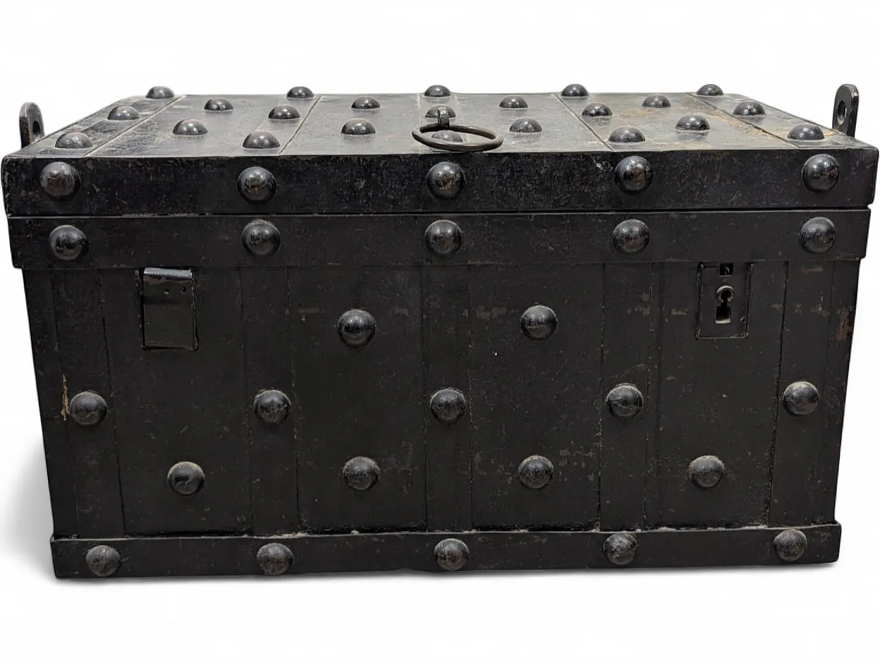 Iron armored chest, early 20th century 16