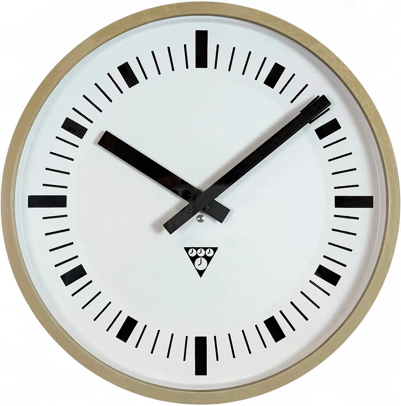 Industrial Beige Bakelite Wall Clock From Pragotron, 1970s 17