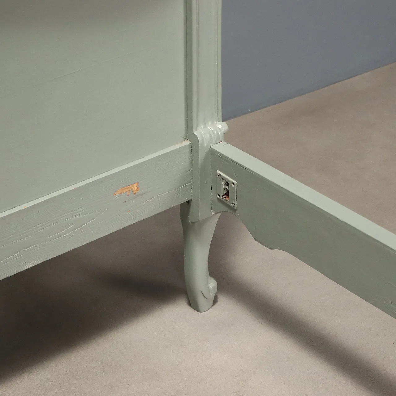 Lacquered double bed with carvings and cane inserts, 20th century 7