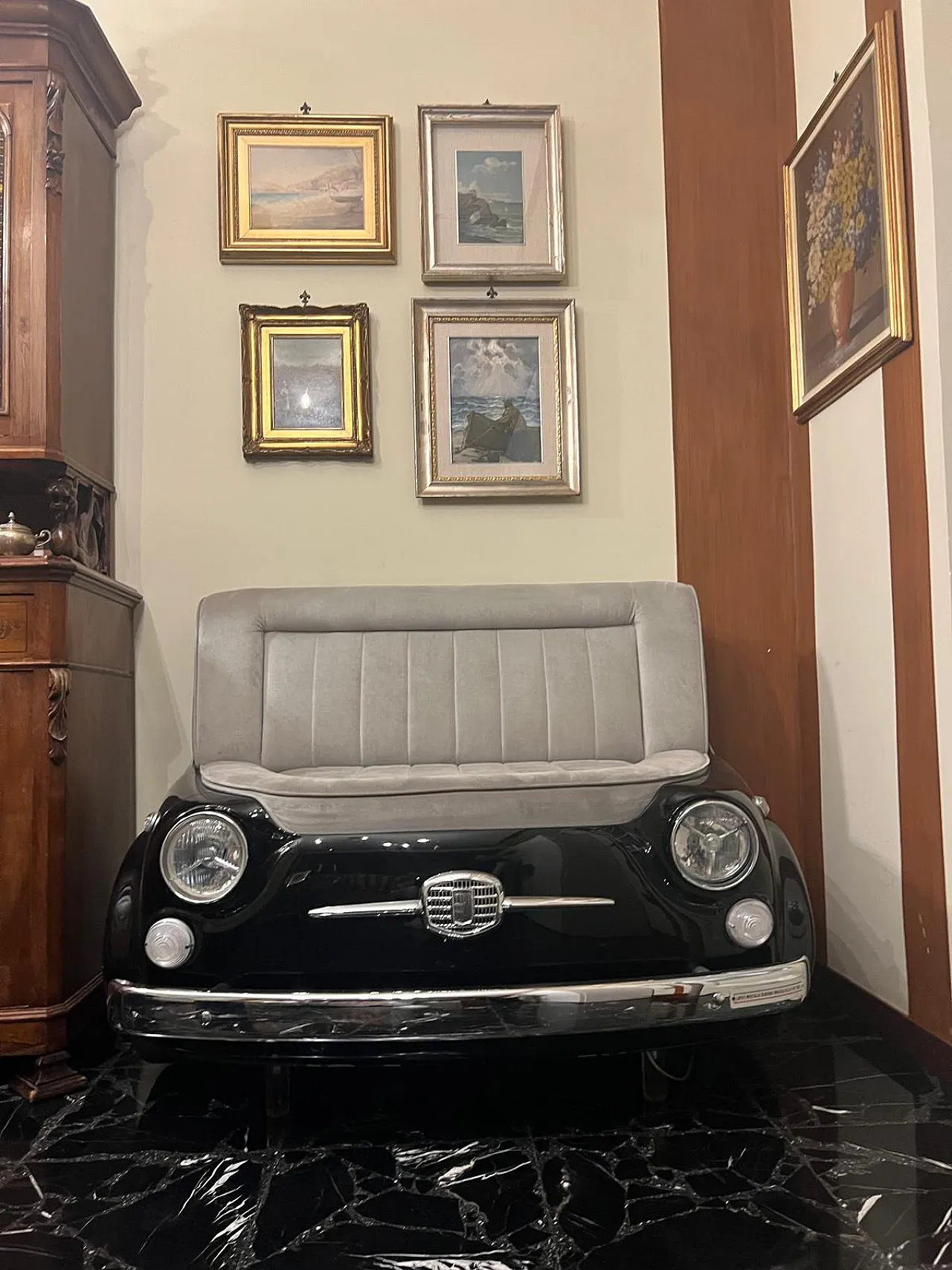 Divano Fiat 500 nero con imbottitura grigio chiaro, anni 2000 1