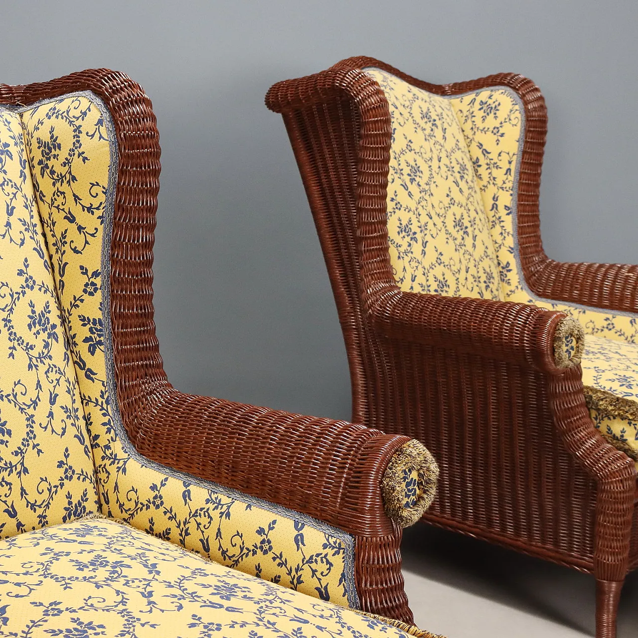 Pair of rattan armchairs with ottomans, 20th century 3