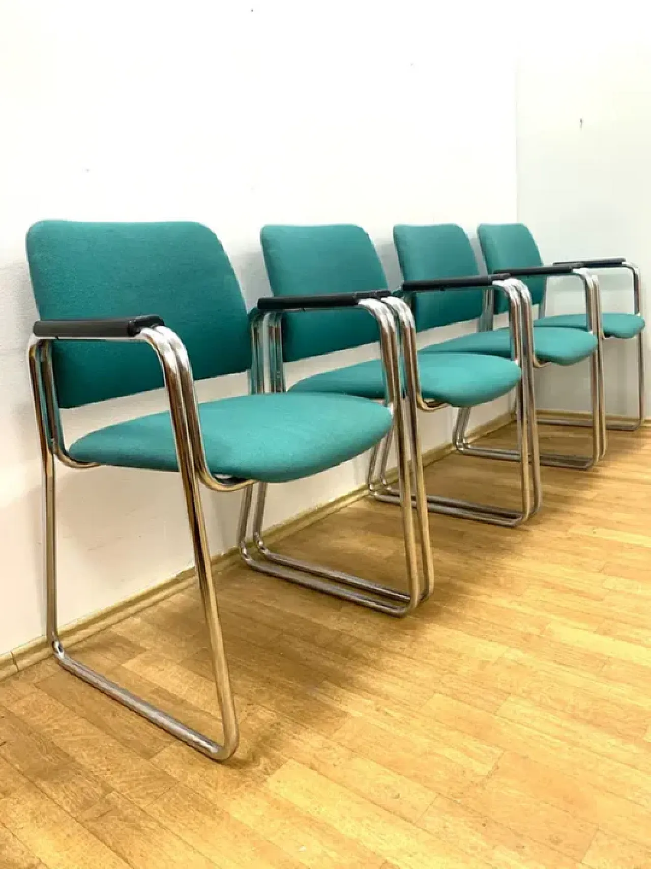 4 Poltrone con braccioli, fine '900 5