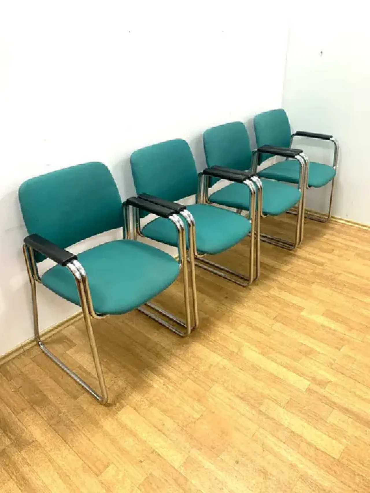 4 Poltrone con braccioli, fine '900 9