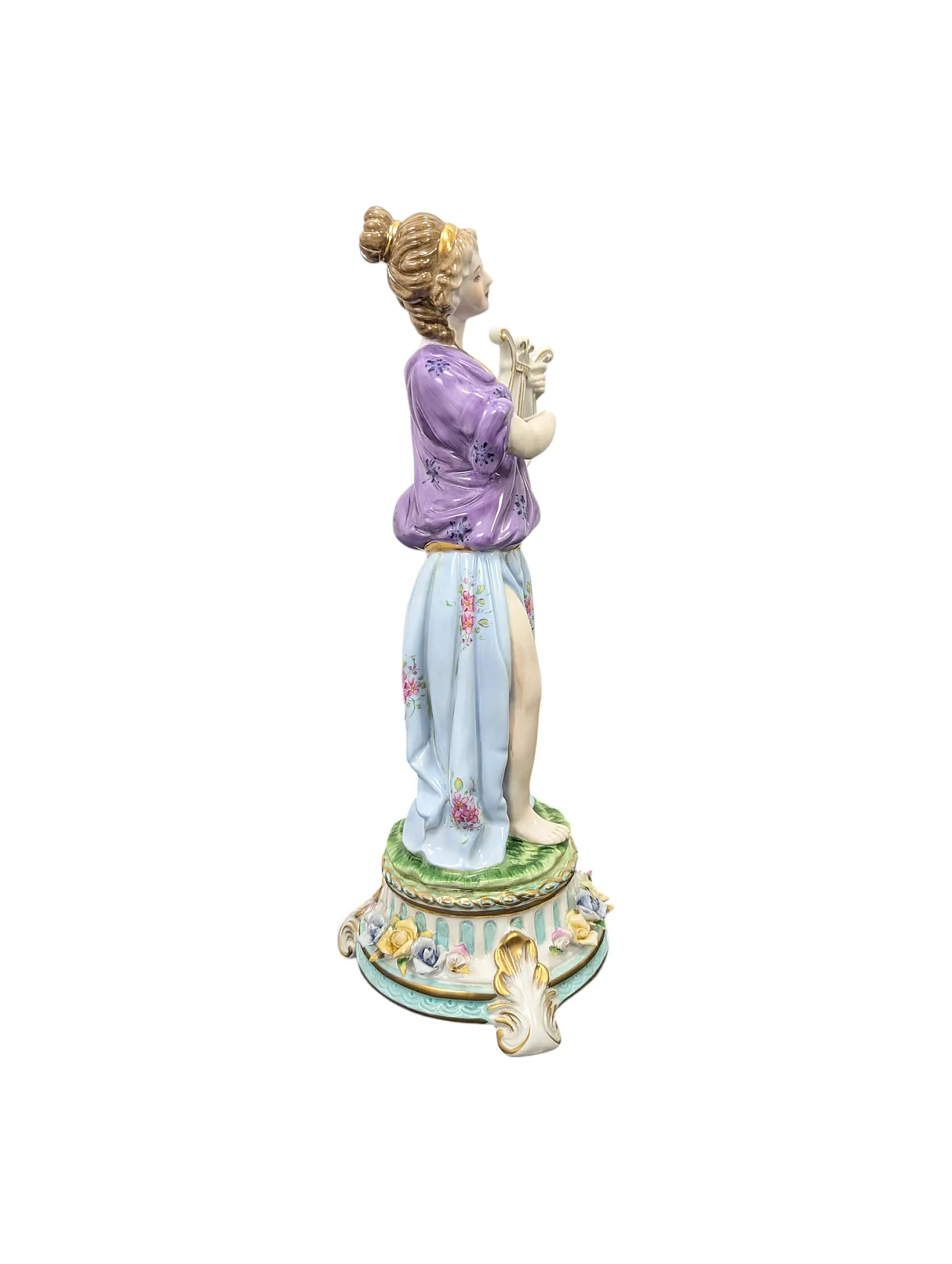 Porcelain muse statuette with lyre 2