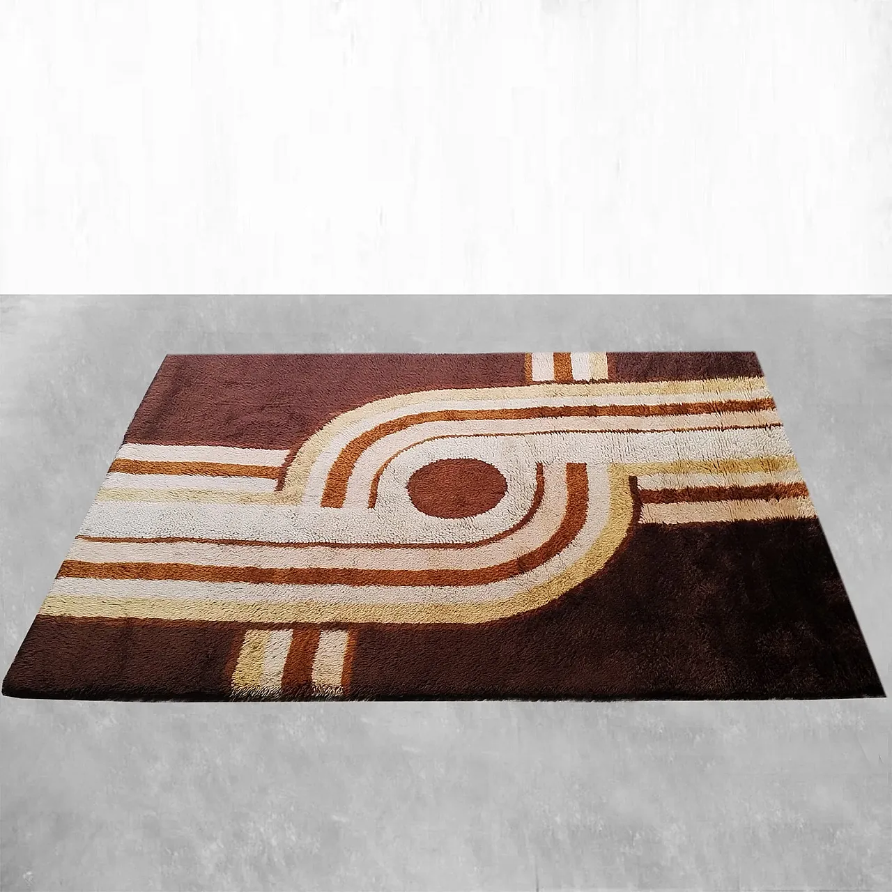 Museum-grade Avant-Garde wool rug, 1970s 1