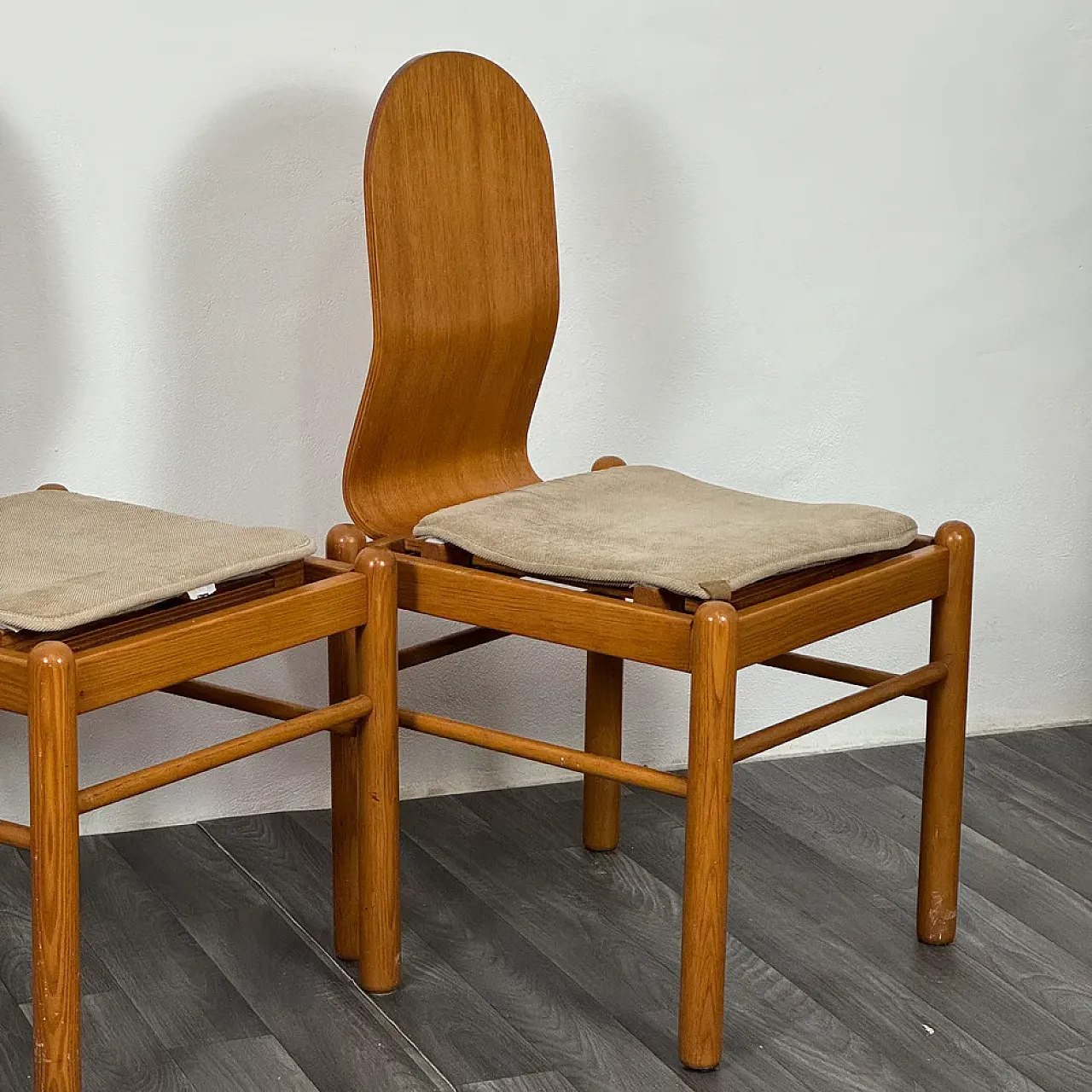 4 Scandinavian Mid-Century dining chairs, 1970s 9