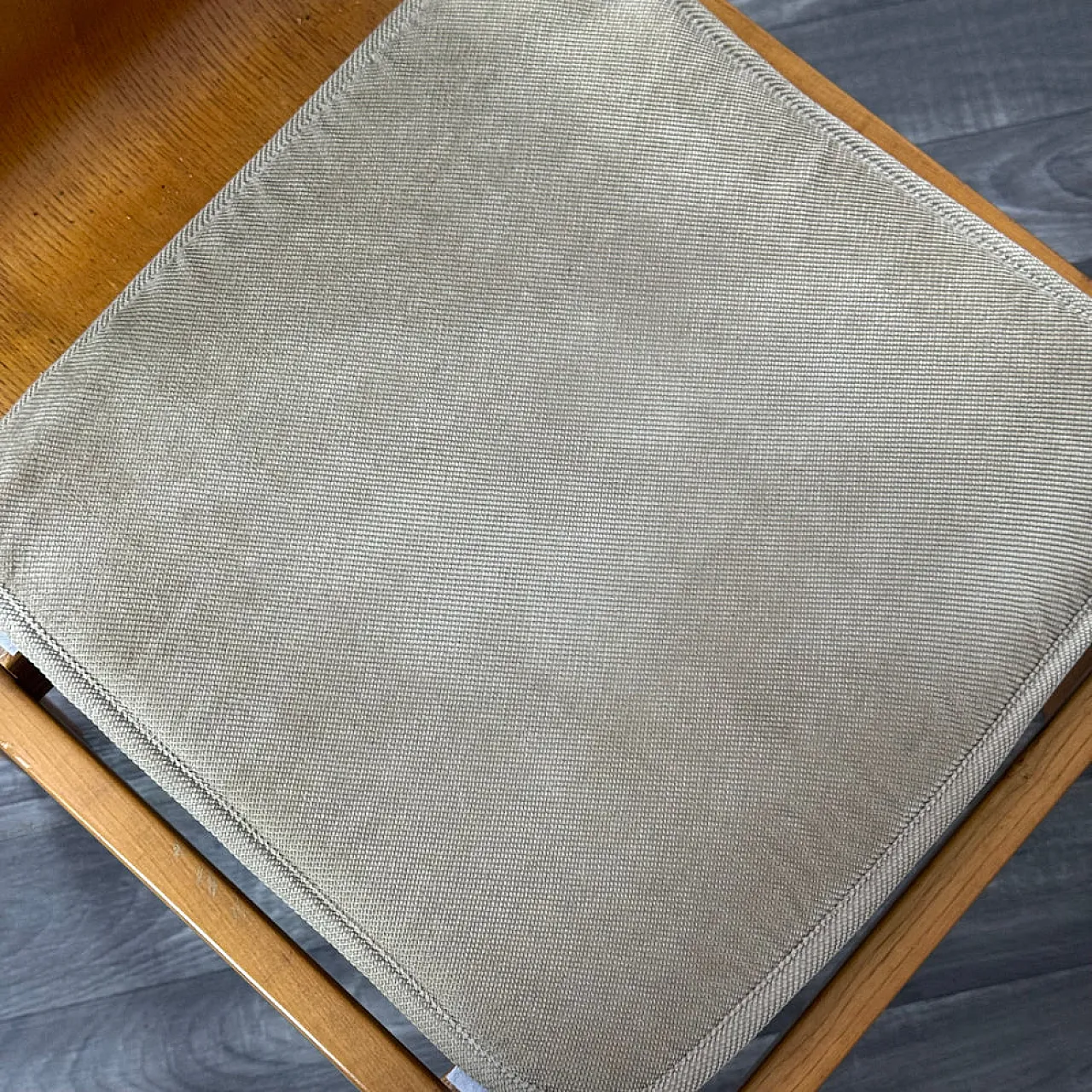 4 Scandinavian Mid-Century dining chairs, 1970s 14