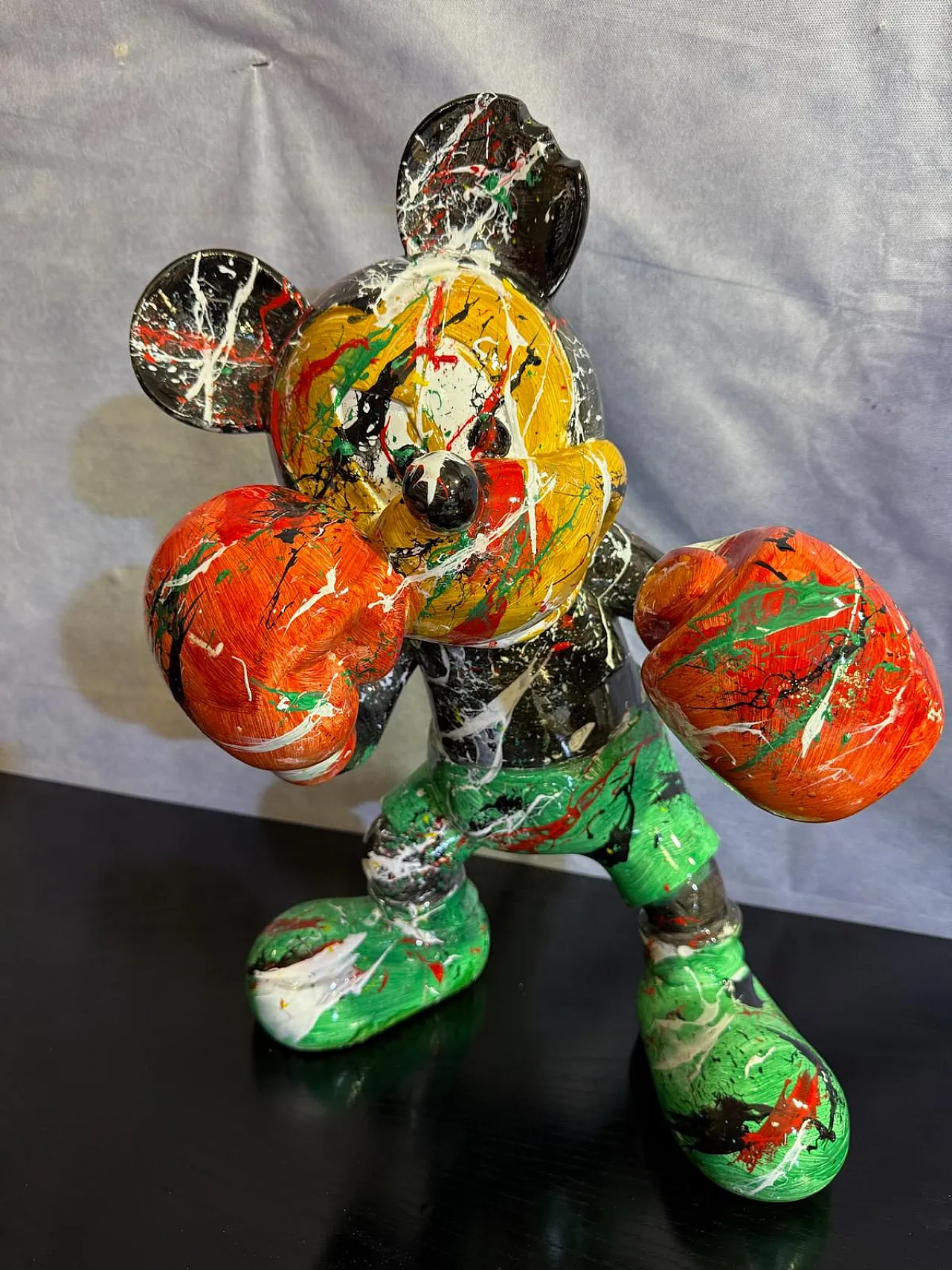 Topolino Boxe di Silvio Formichetti in resina, anni 2000 2