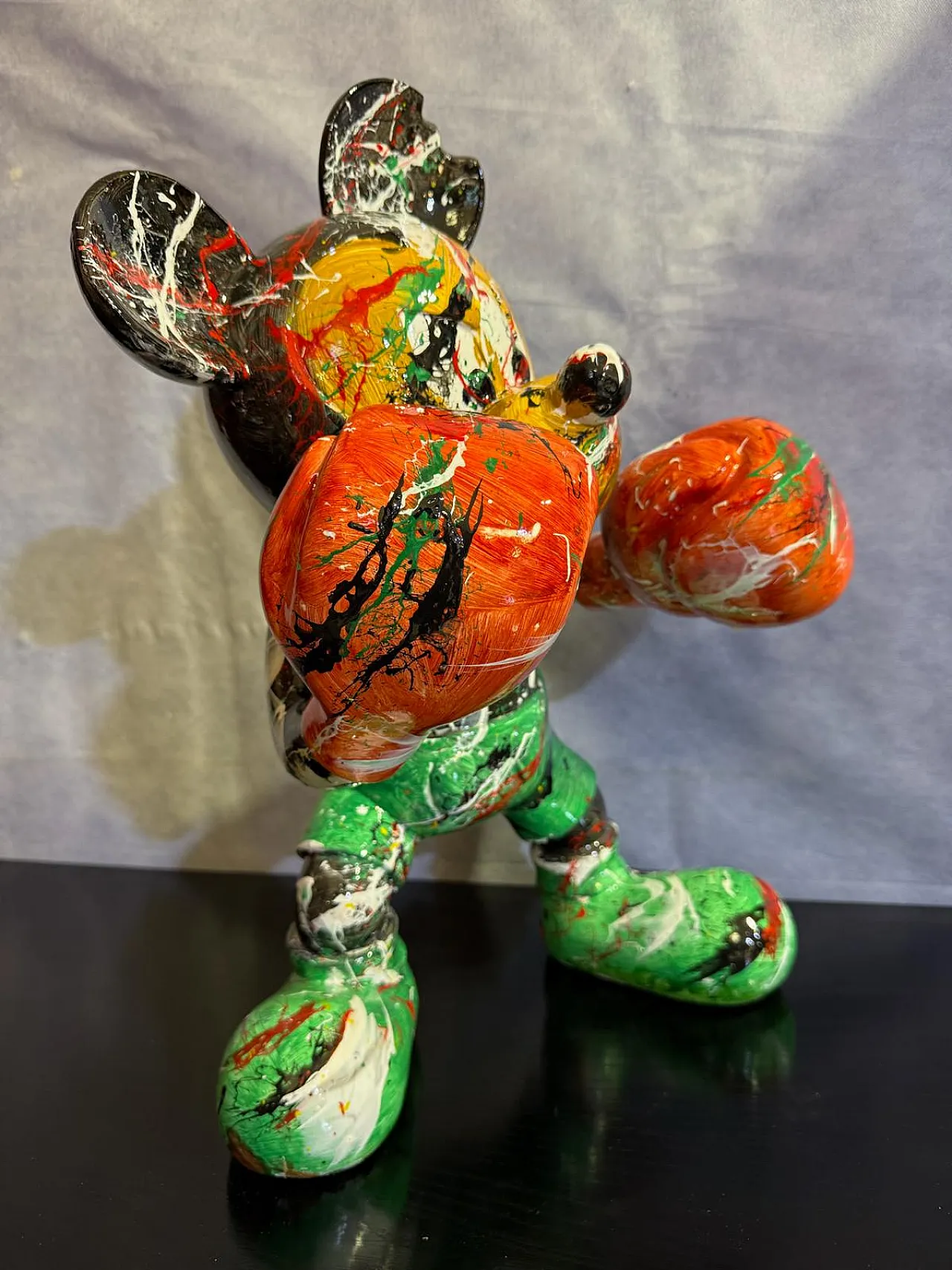 Topolino Boxe di Silvio Formichetti in resina, anni 2000 4