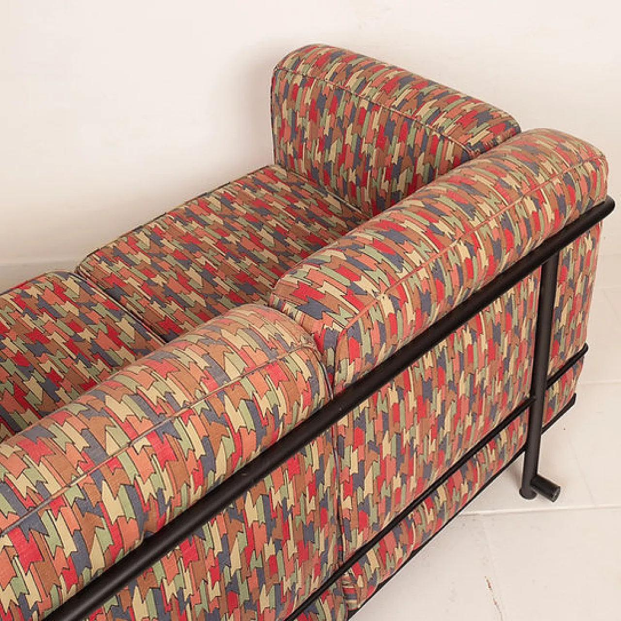Divano LC2 di Le Corbusier, Jeanneret e Perriand per Cassina, anni '20 10