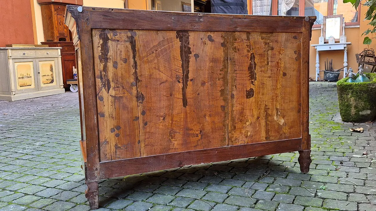 Capuchin chest of drawers in walnut, 19th century 6