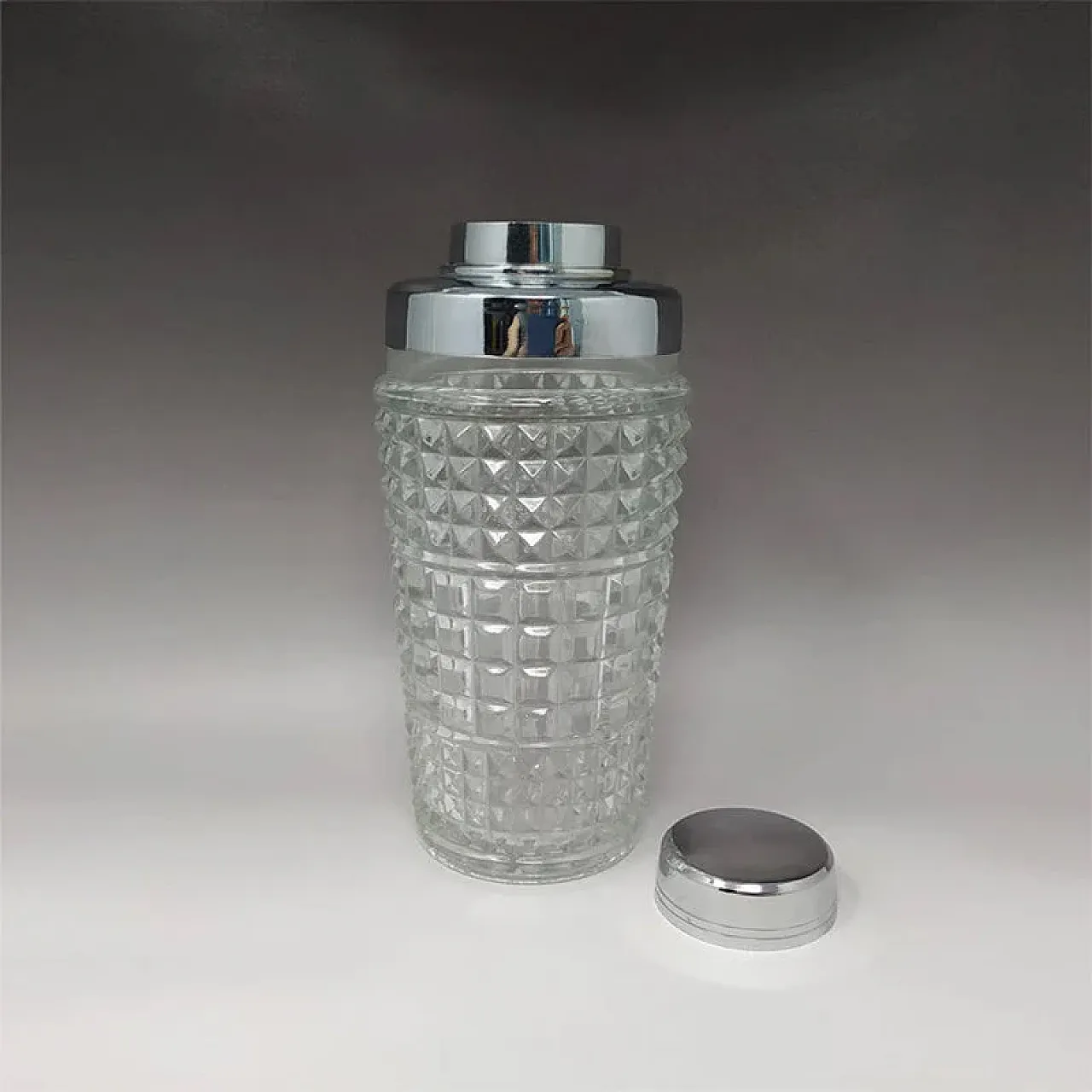 Cut crystal cocktail shaker, 1960s 2