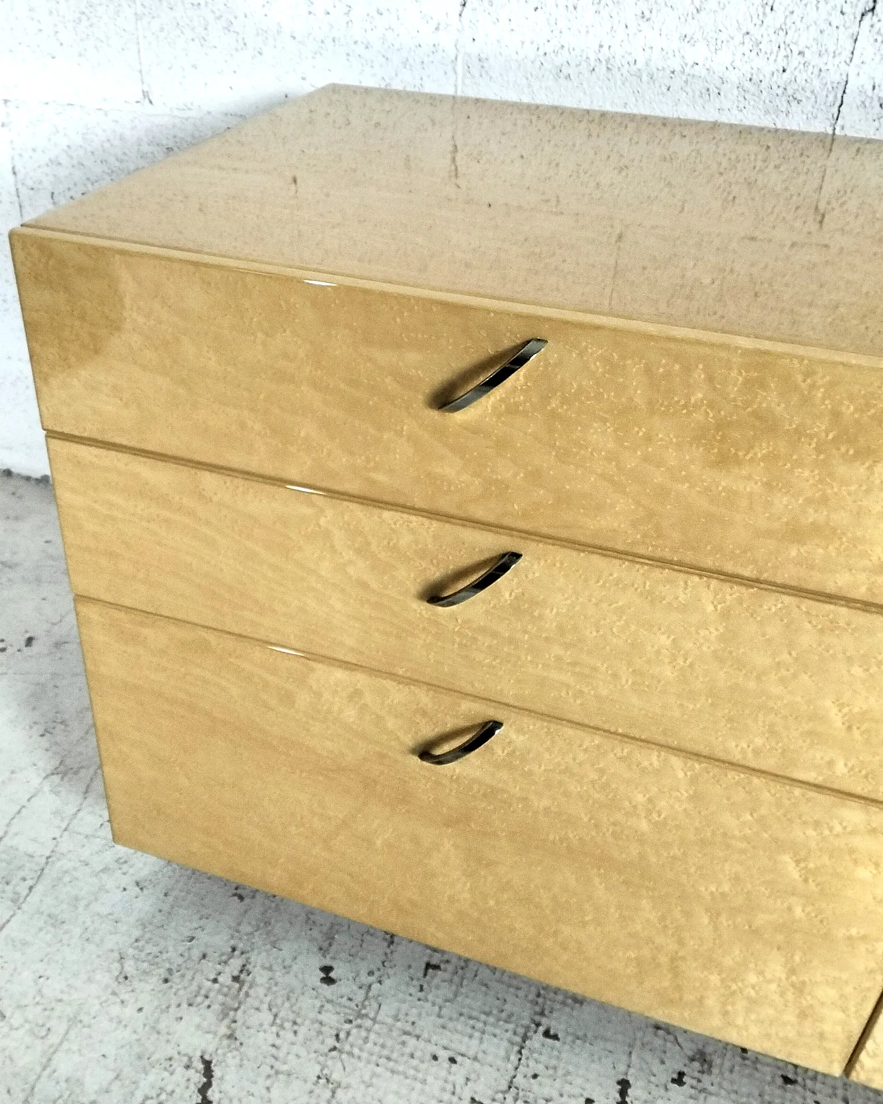 Italian chest of drawers by Giovanni Offredi for Saporiti 1980s 7