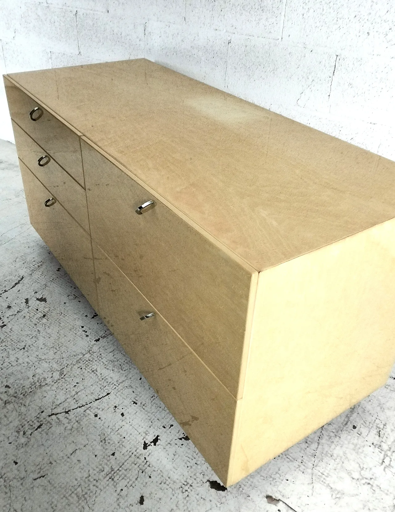 Italian chest of drawers by Giovanni Offredi for Saporiti 1980s 13