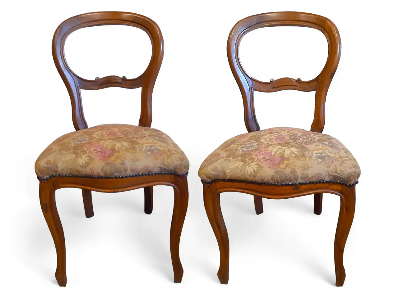 Coppia di sedie Luigi Filippo in noce, anni '20 1